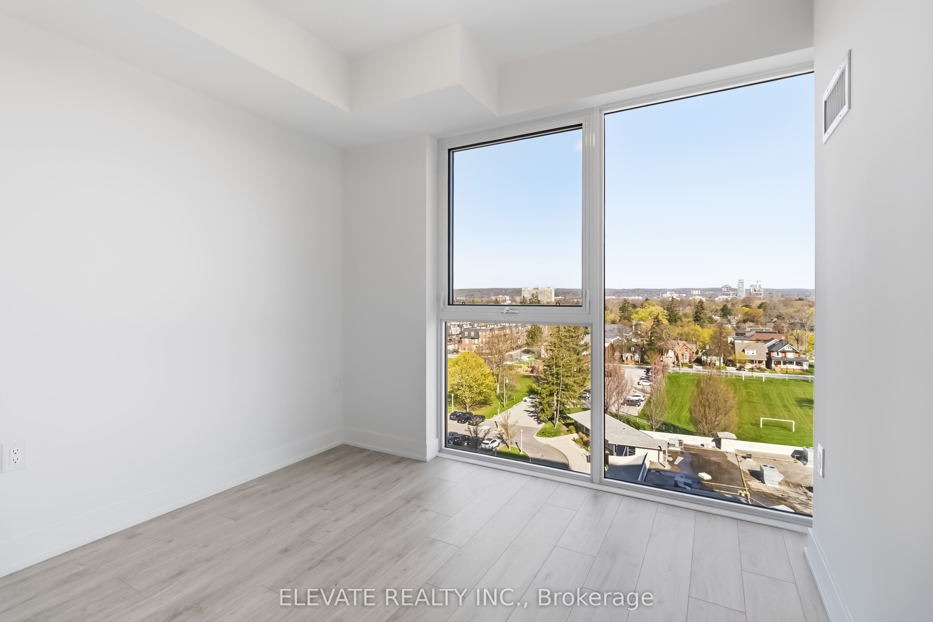 2088 James Street 811, Burlington, ON L7R 0H2 photo 5