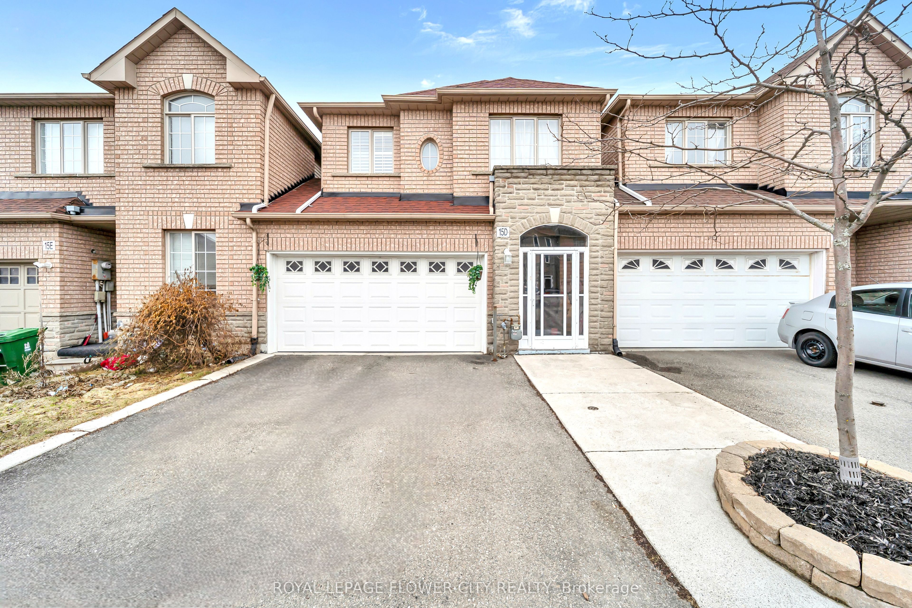 15D View Green Crescent, Toronto, ON M9W 7E1 photo 4
