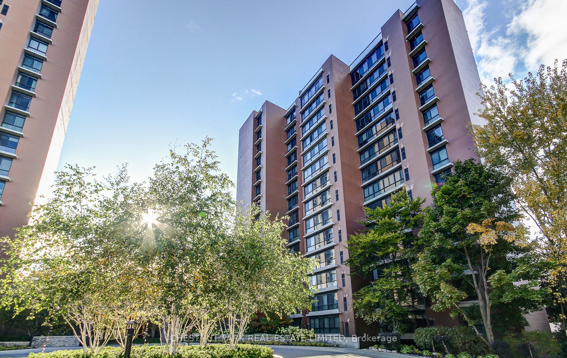 1400 Dixie Road 1216, Mississauga, ON L5E 3E1 photo 3