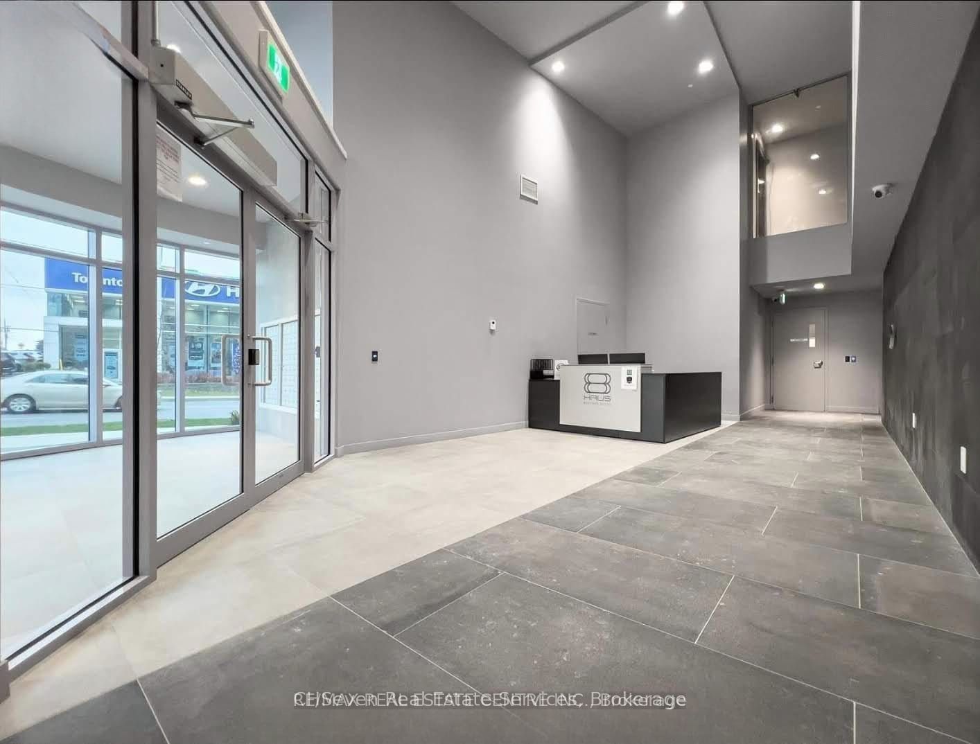 2433 Dufferin Street 311, Toronto, ON M6E 0B4 photo 3