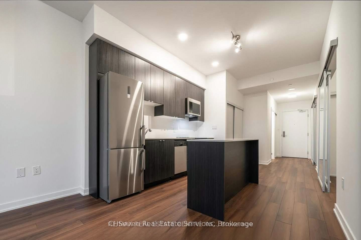 2433 Dufferin Street 311, Toronto, ON M6E 0B4 photo 5