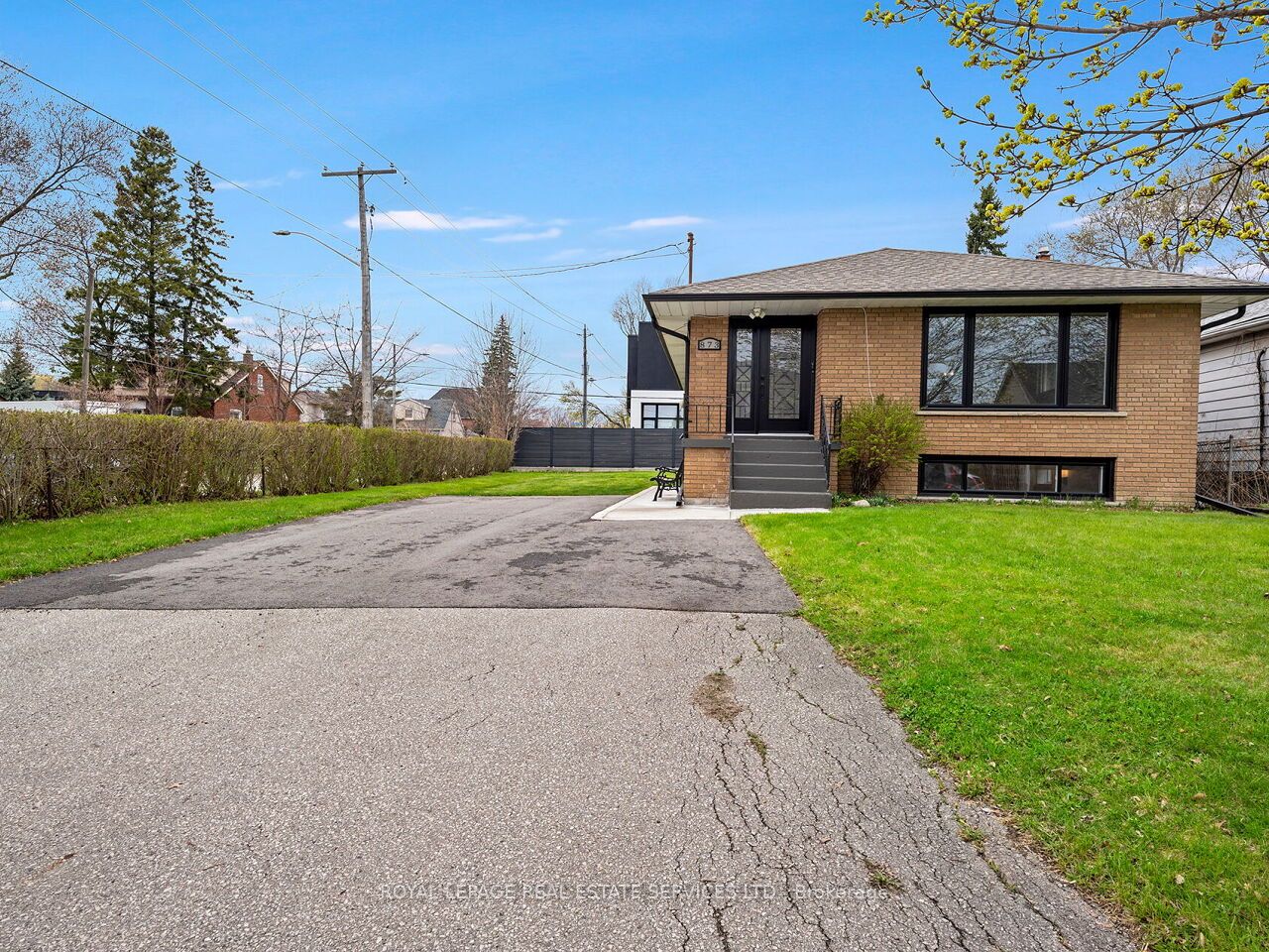 873 Sixth Street, Mississauga, ON L5E 1N5 photo 3