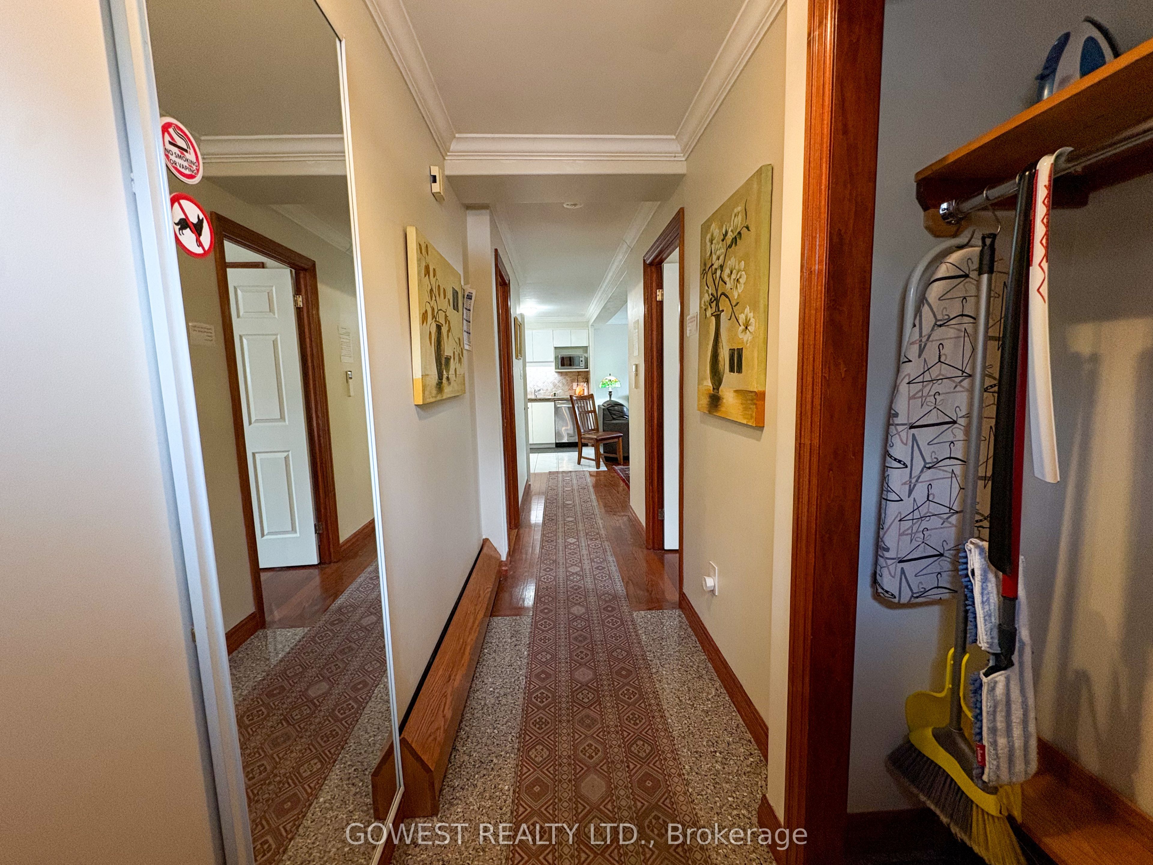 20 Glen Gordon Road 5, Toronto, ON M6P 1B8 photo 4