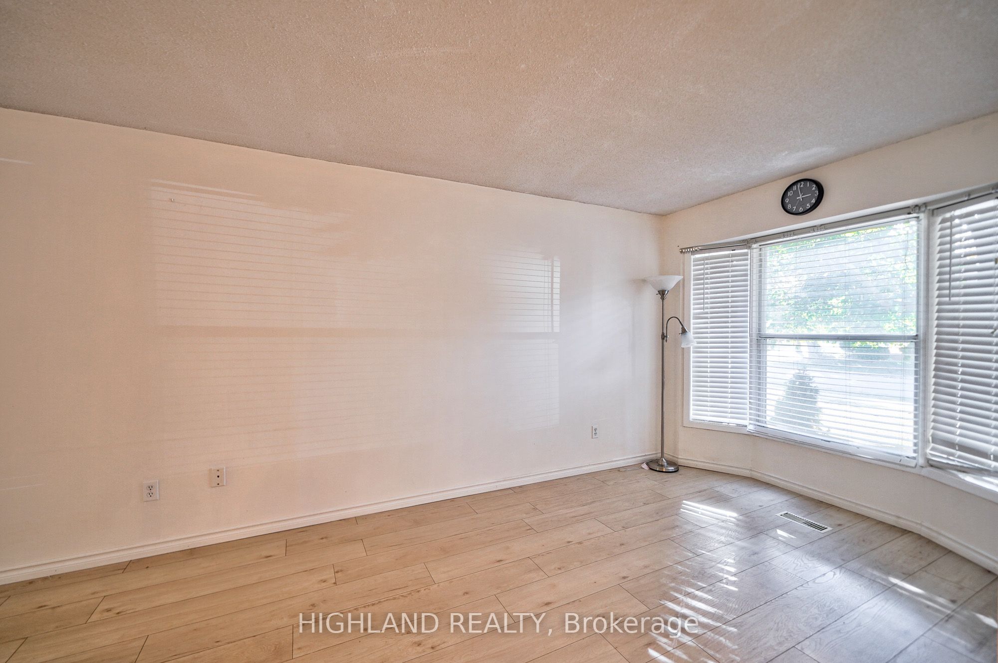 6455 Tisler Crescent, Mississauga, ON L5N 3G6 photo 5