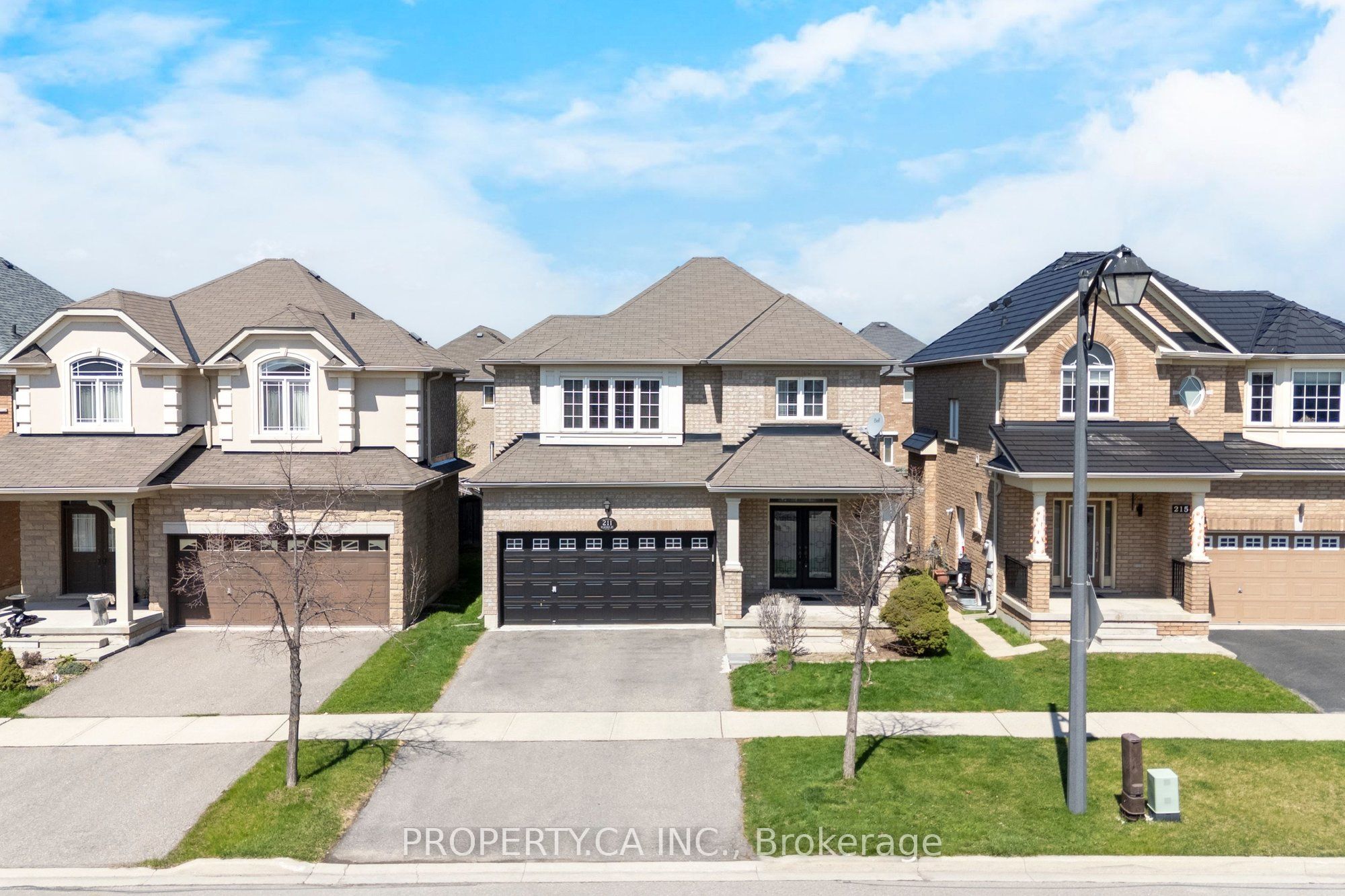 211 Mclaughlin Avenue, Milton, ON L9T 7P4