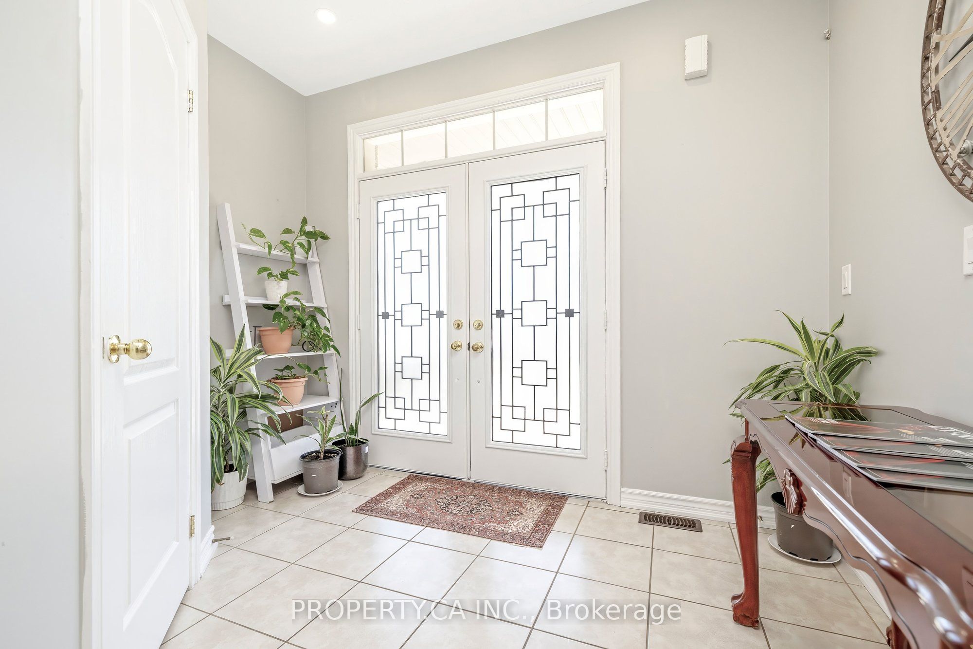 211 Mclaughlin Avenue, Milton, ON L9T 7P4 photo 3