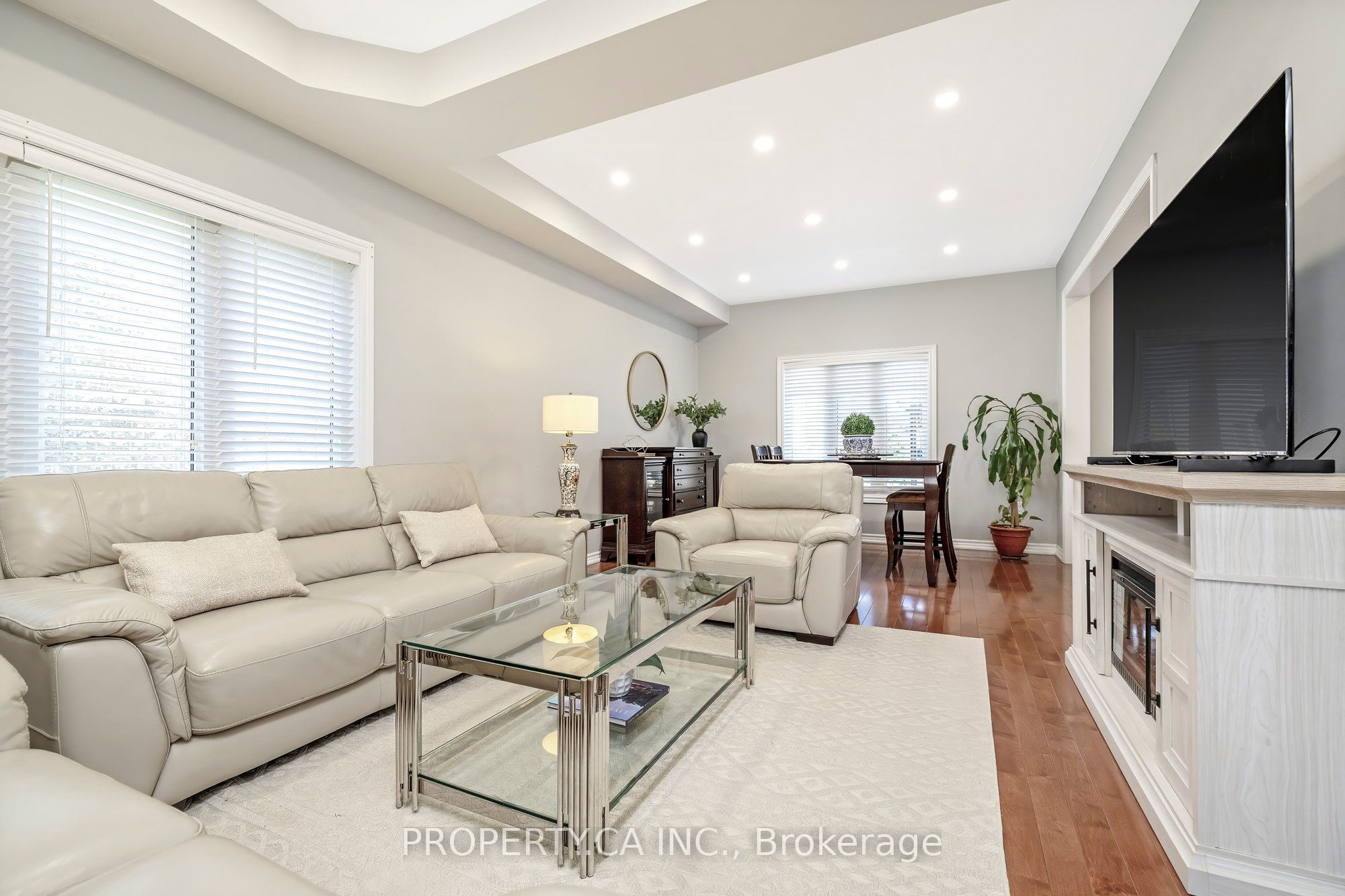 211 Mclaughlin Avenue, Milton, ON L9T 7P4 photo 4