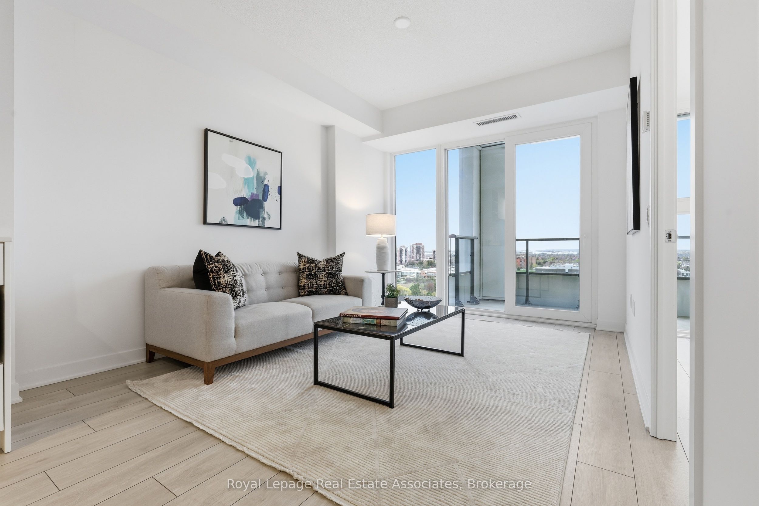 260 Malta Avenue 1106, Brampton, ON L6Y 6L7 photo 2