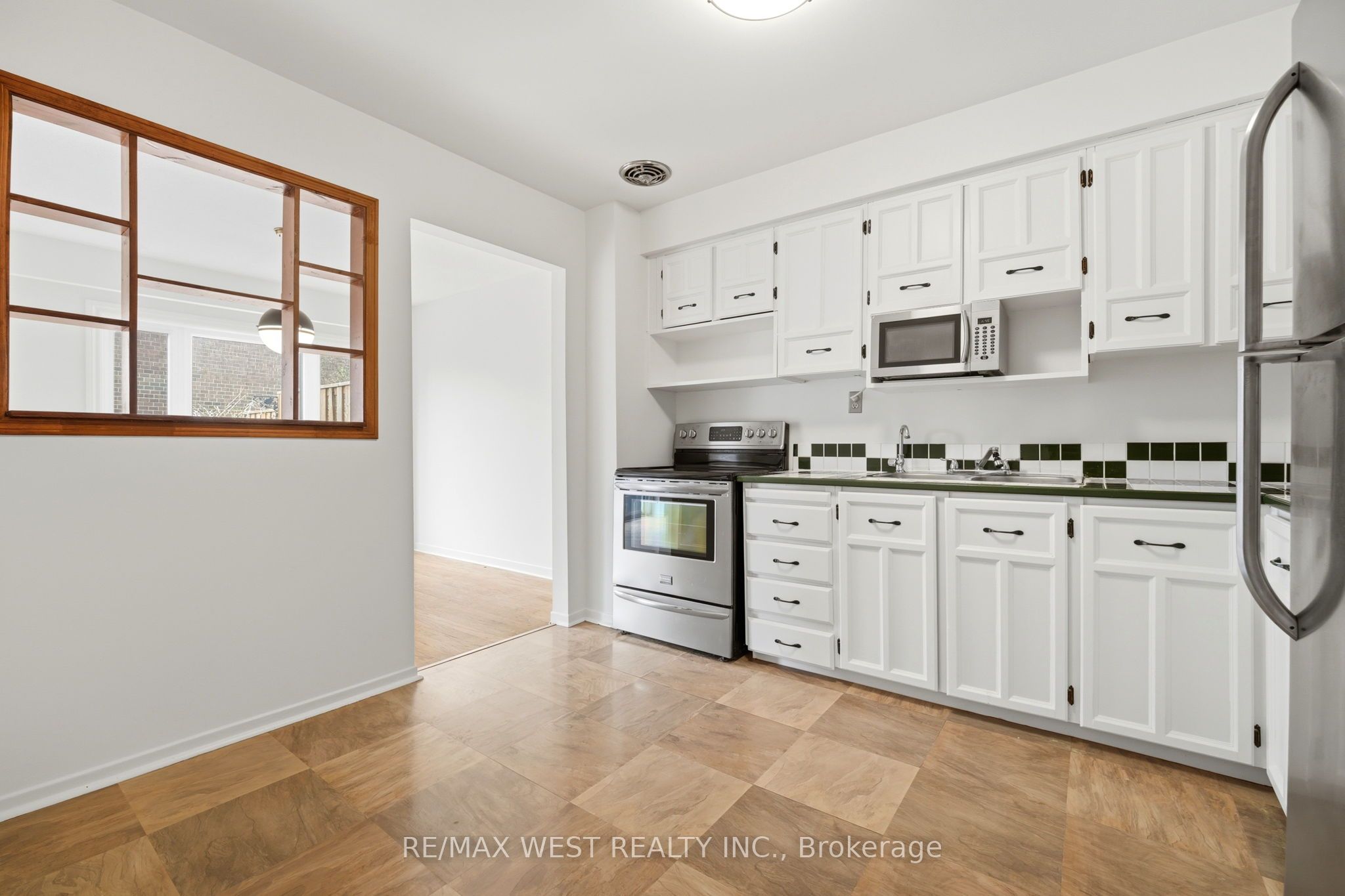 318 Laurier Avenue 43, Milton, ON L9T 3M9 photo 4