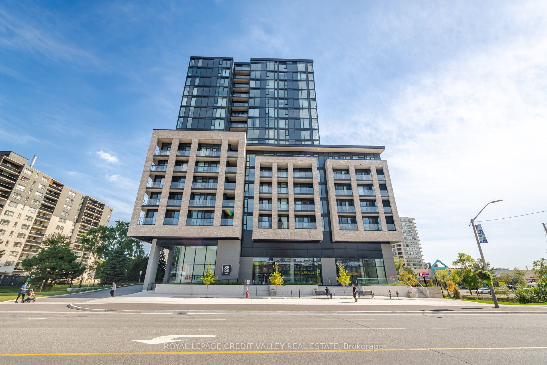 86 Dundas Street E 315, Mississauga, ON L7A 0B1