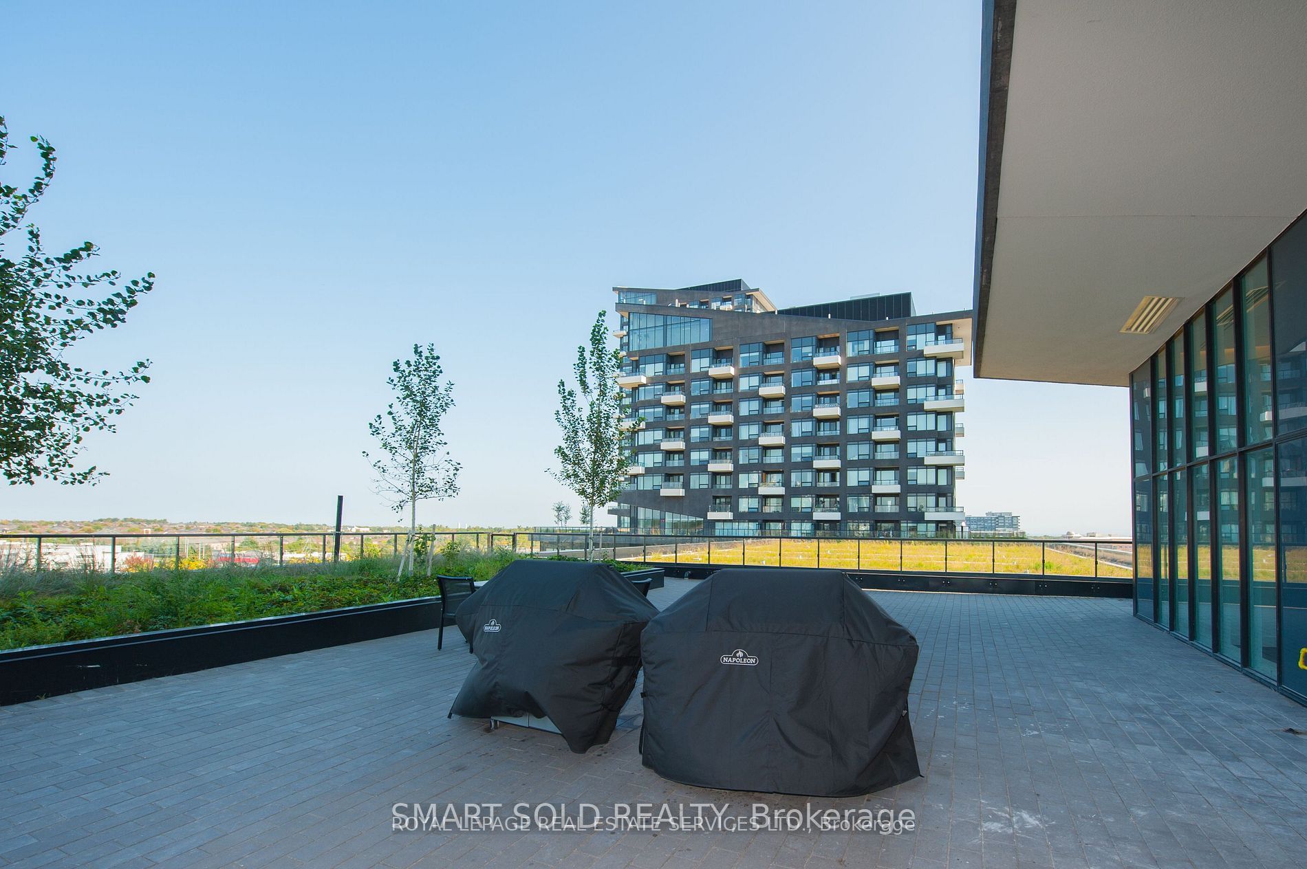2485 Taunton Road 1126, Oakville, ON L6H 3R8 photo 4