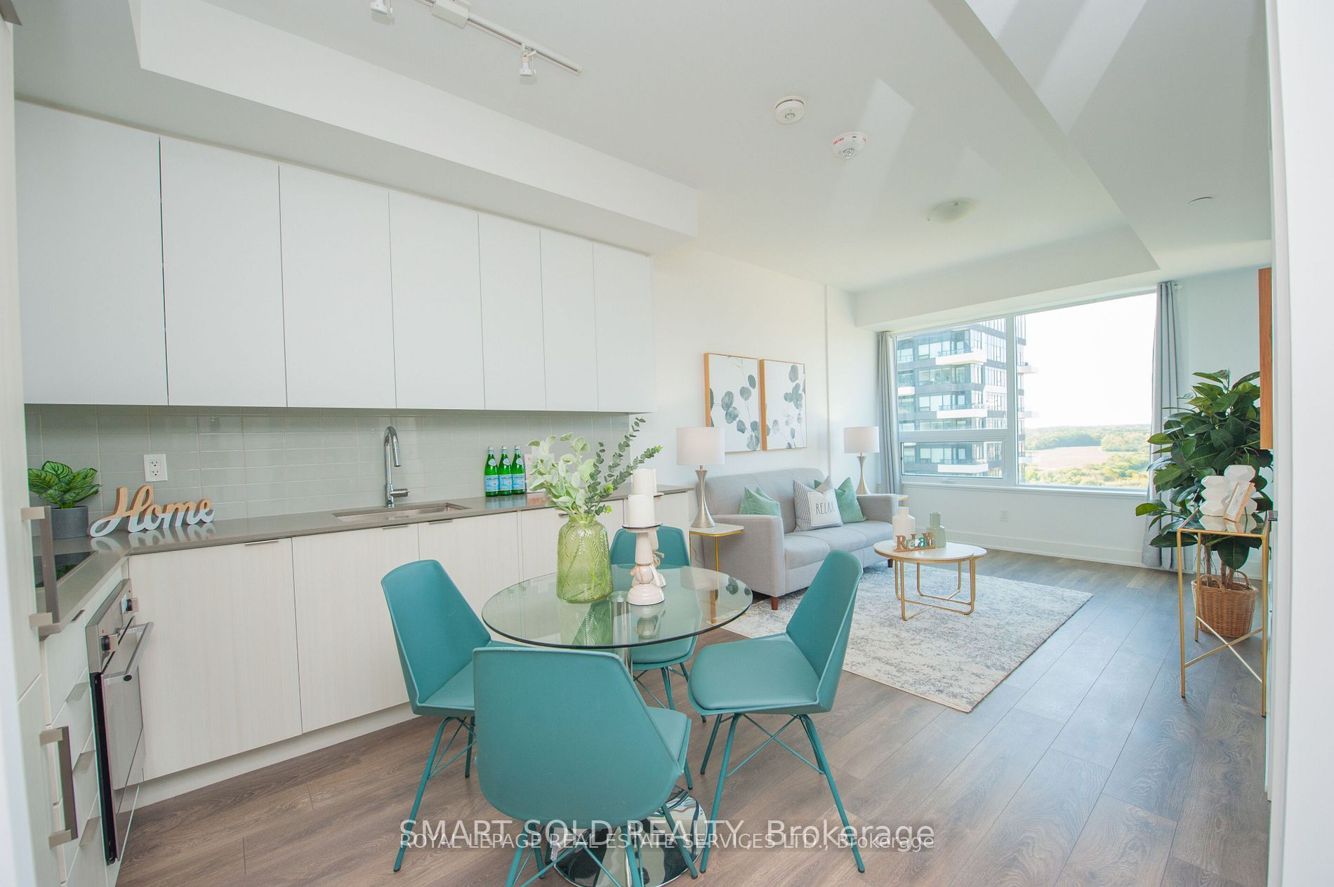 2485 Taunton Road 1126, Oakville, ON L6H 3R8 photo 5