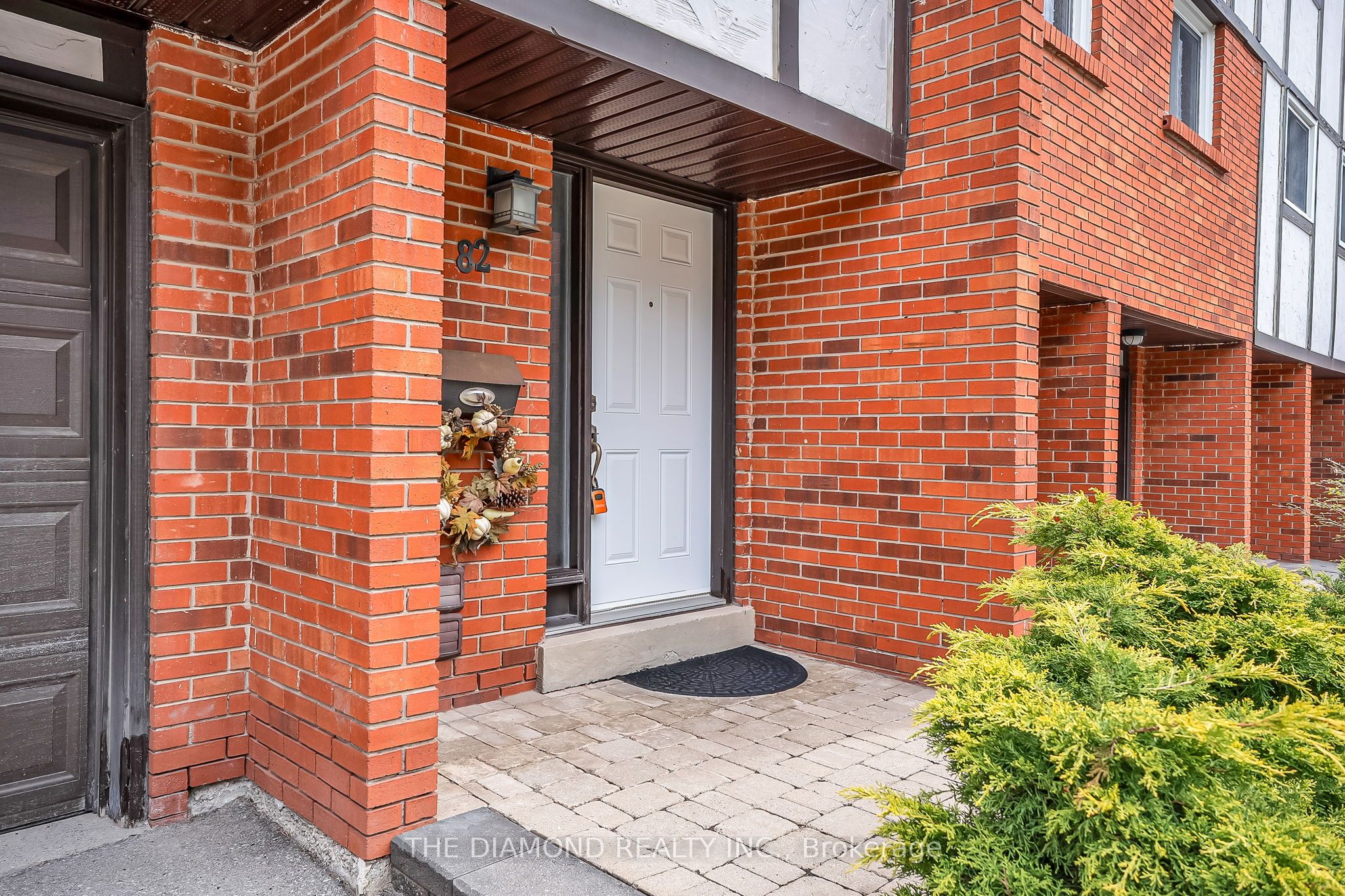 1755 Rathburn Road E 82, Mississauga, ON L4W 2M8 photo 4