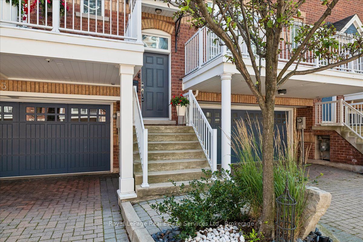 120 Bronte Road 3, Oakville, ON L6L 3C1 photo 2