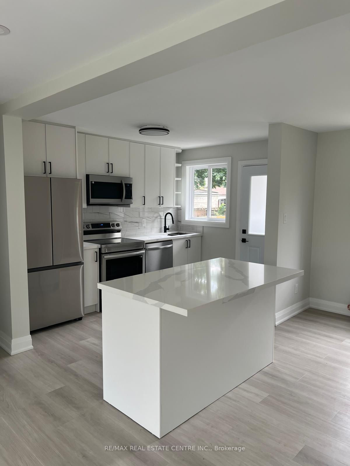 255 Gamma Street, Toronto, ON M8W 4G9 photo 3