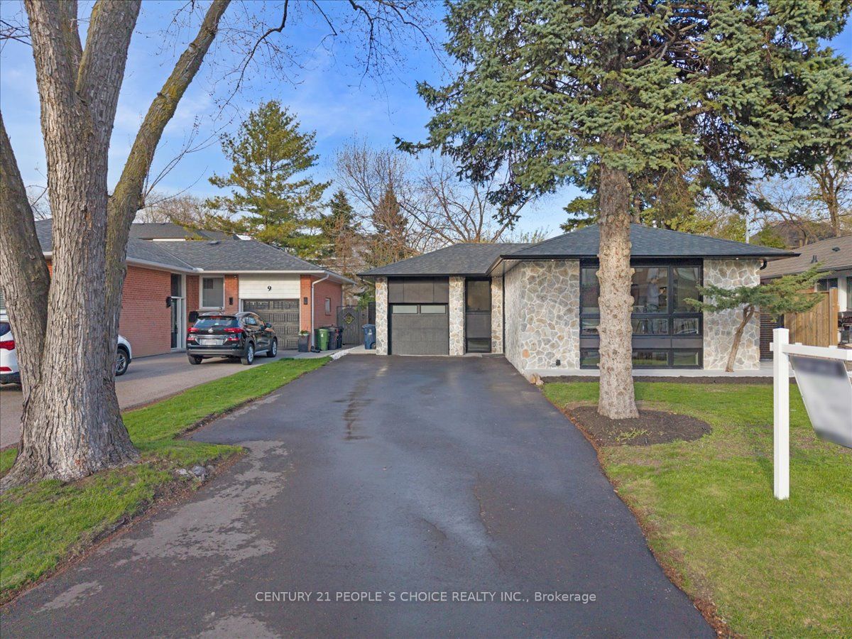 7 Nipissing Drive, Toronto, ON M9B 4V4 photo 2