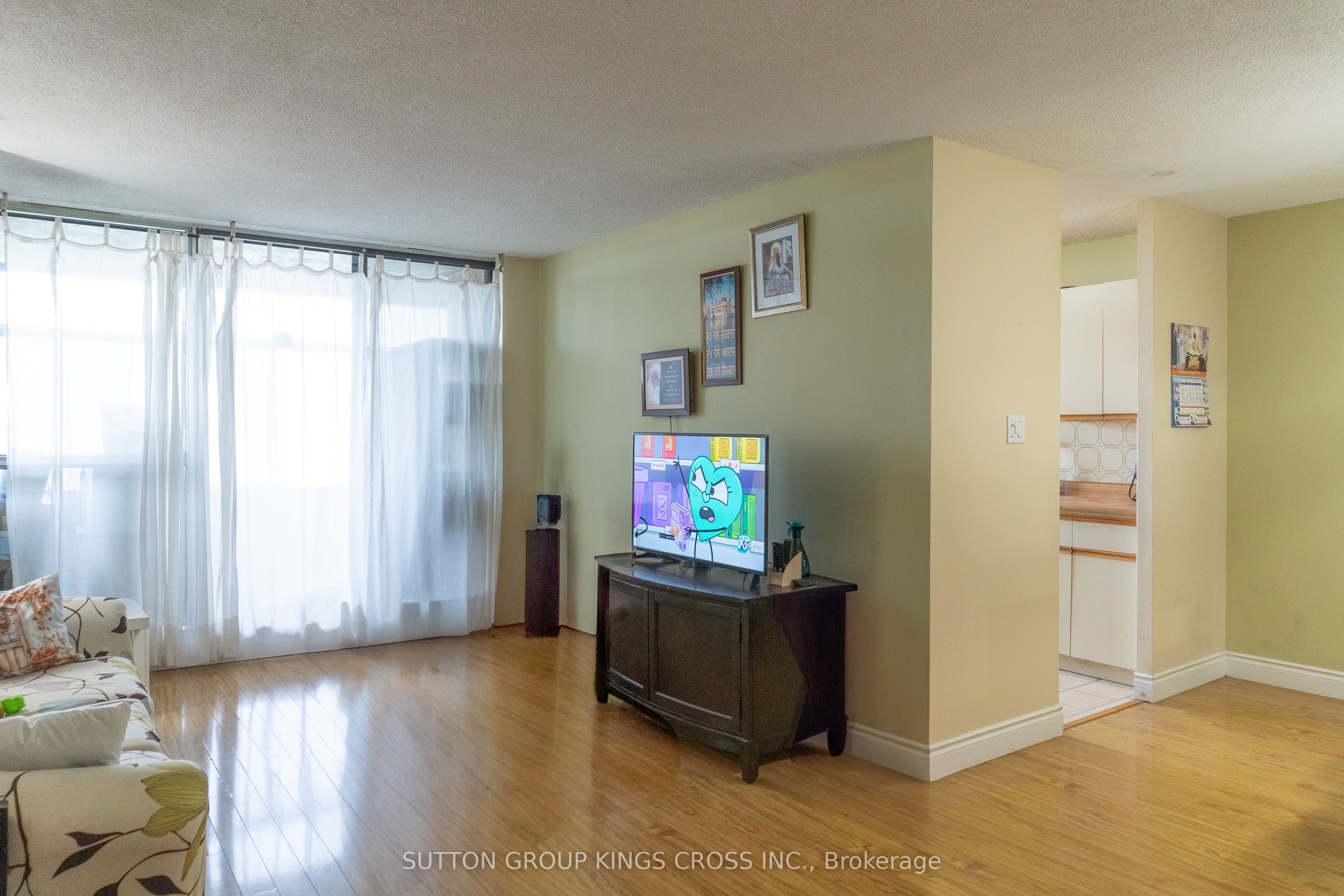 25 Kensington Road 1007, Brampton, ON L6T 3W8 photo 5