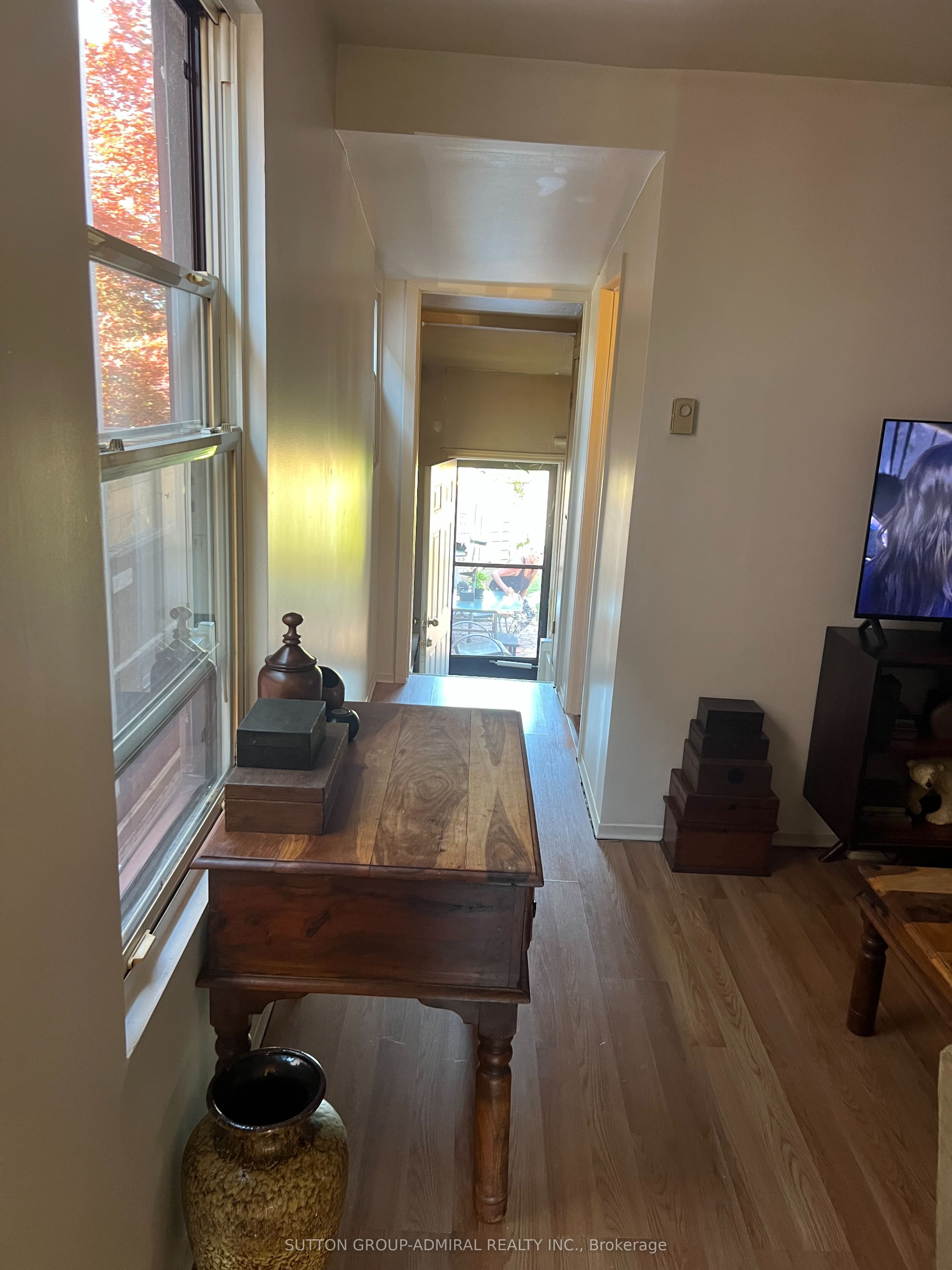 128 Spears Street, Toronto, ON M6N 3X7 photo 3