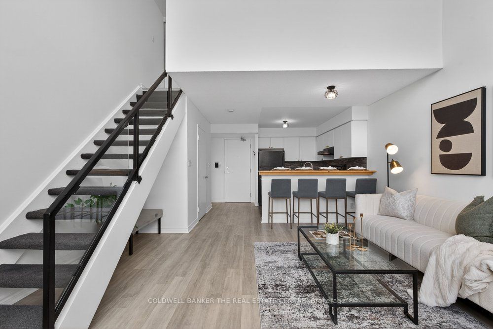 200 Manitoba Street 224, Toronto, ON M8Y 3Y9
