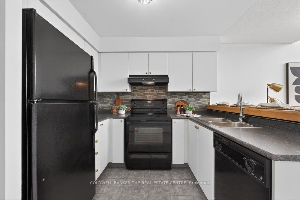 200 Manitoba Street 224, Toronto, ON M8Y 3Y9 photo 5