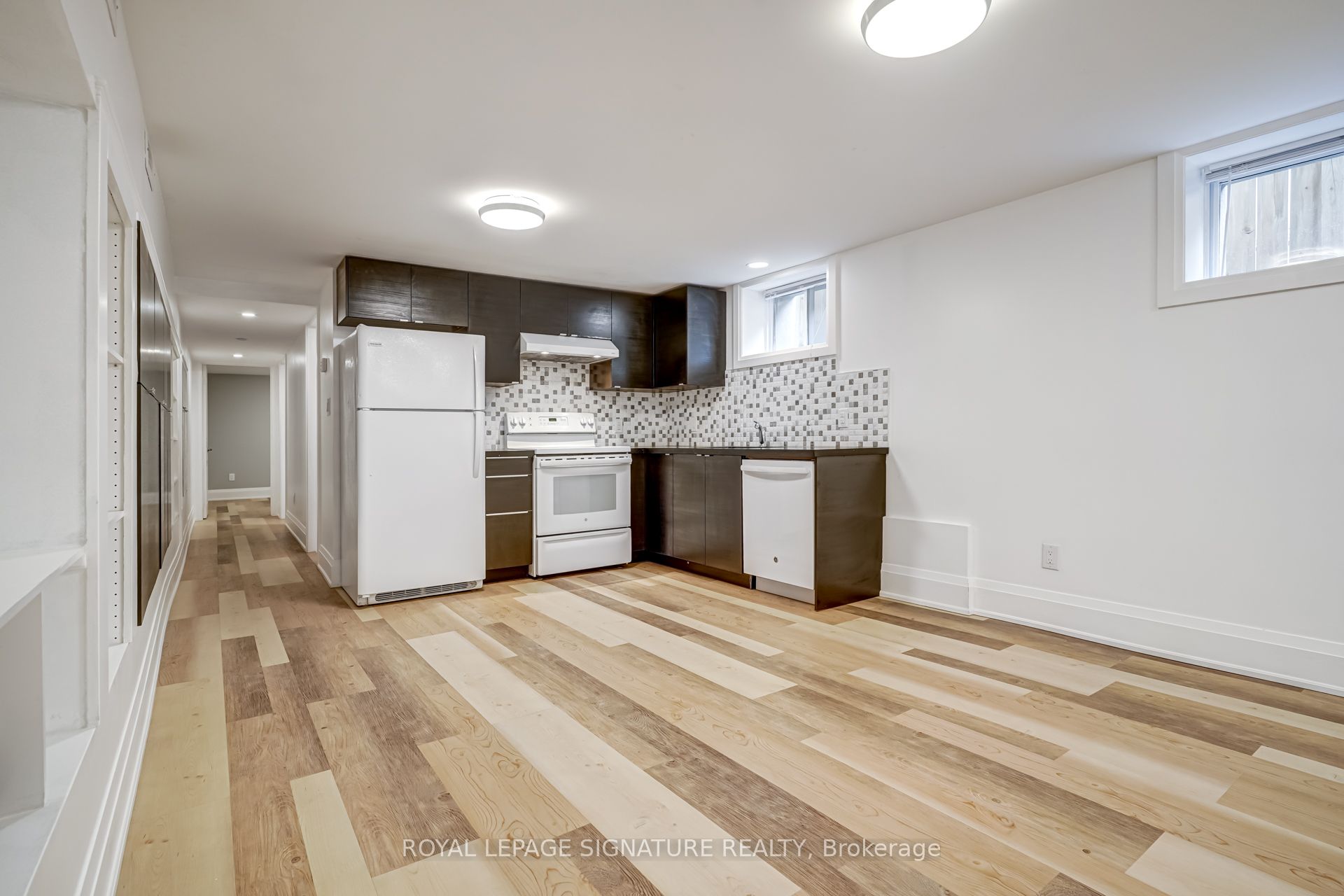 250 Nairn Avenue Lower, Toronto, ON M6E 4H4 photo 2