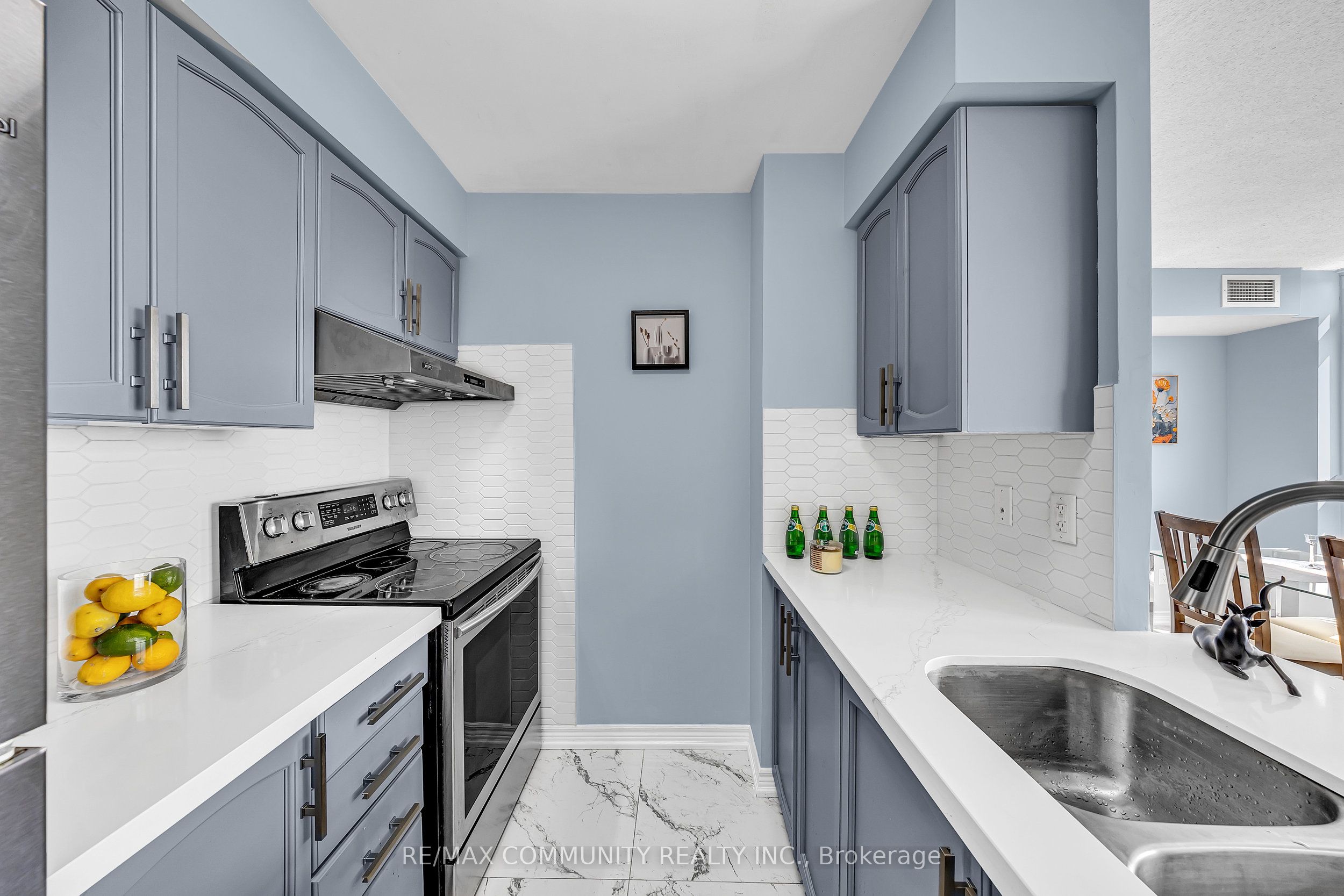 710 Humberwood Boulevard 1206A, Toronto, ON M9W 7J5