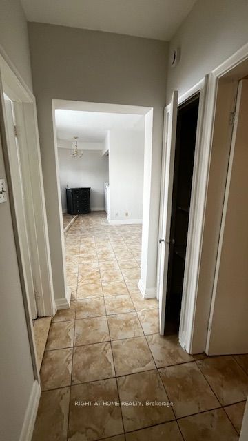 1 Wandle Avenue 1, Toronto, ON M3M 2L1 photo 5