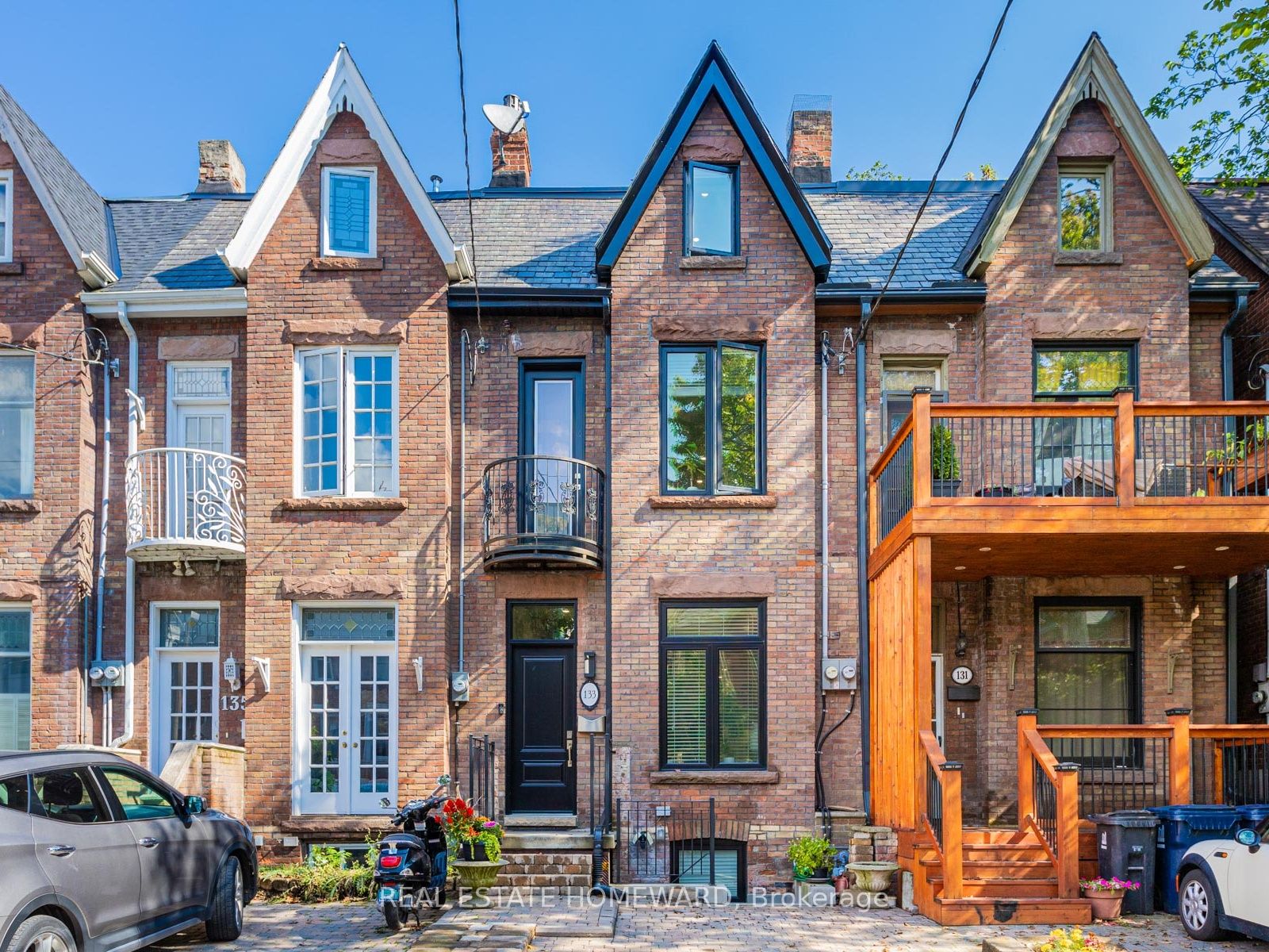 133 Cowan Avenue, Toronto, ON M6K 2N1