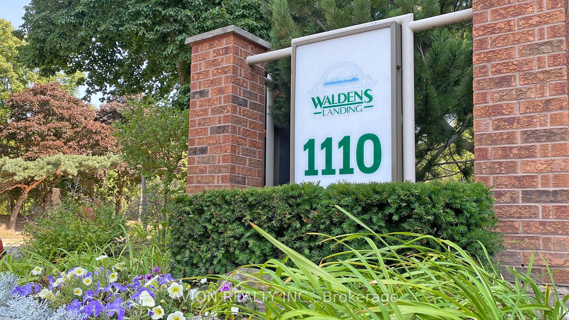 1110 Walden Circle 504, Mississauga, ON L5J 4R3 photo 3