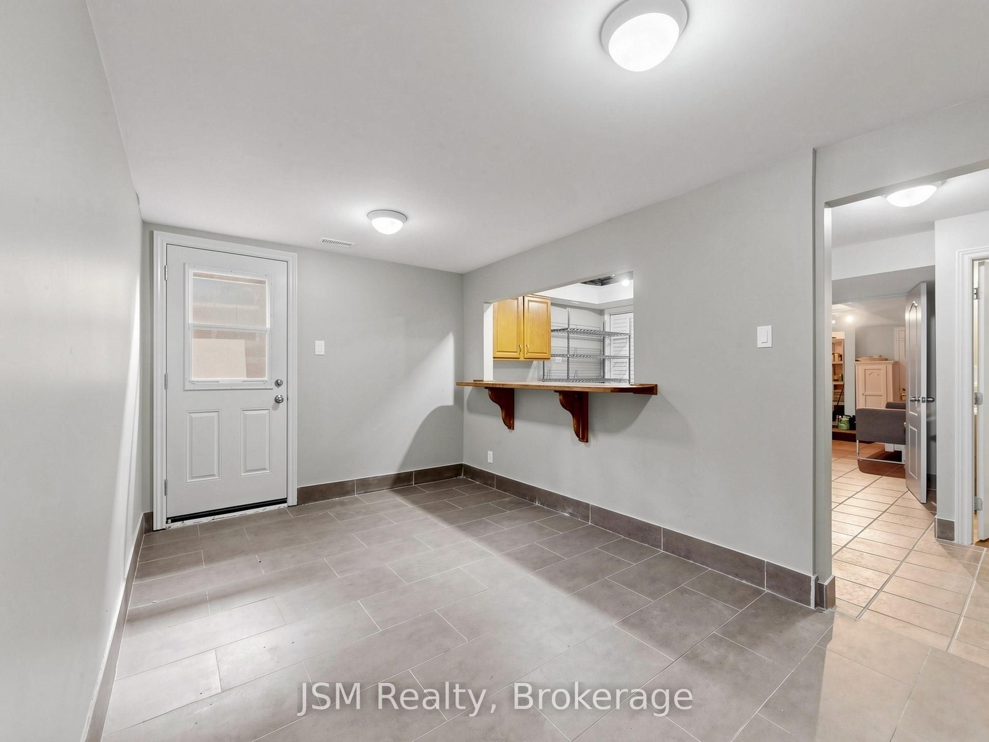 577 Bud Gregory Boulevard Lower, Mississauga, ON L4Z 2L3 photo 4