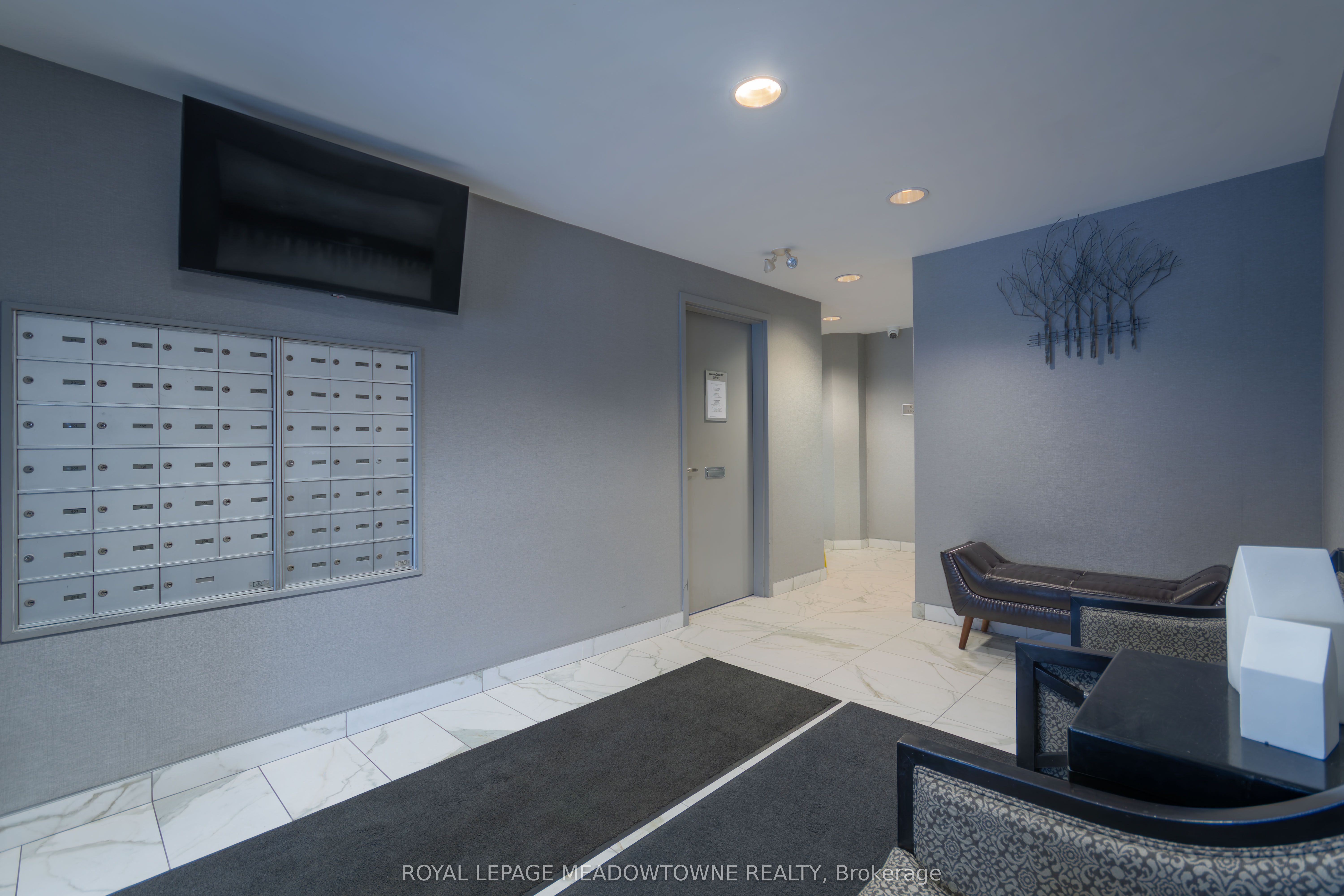 32 Tannery Street 404, Mississauga, ON L5M 6T6 photo 5