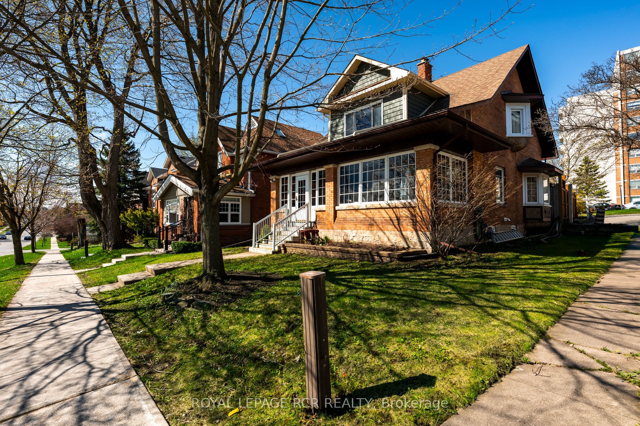 42 First Street, Orangeville, ON L9W 2E2 photo 2