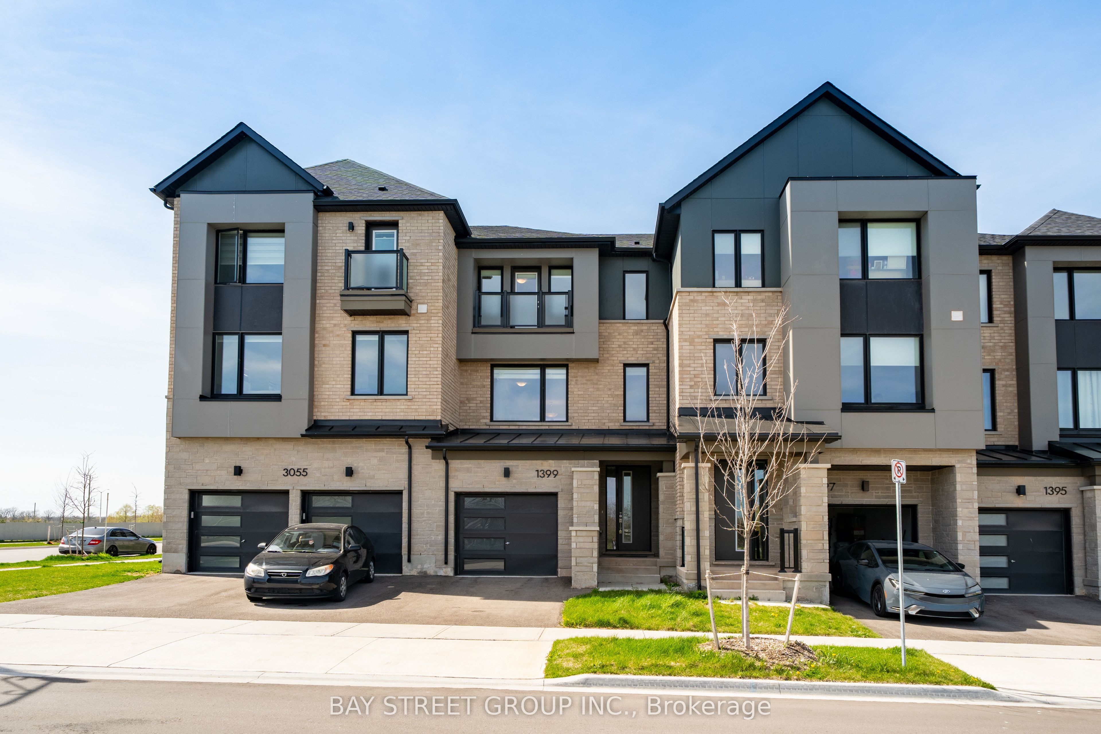 1399 Shevchenko Boulevard, Oakville, ON L6M 5P3 photo 2