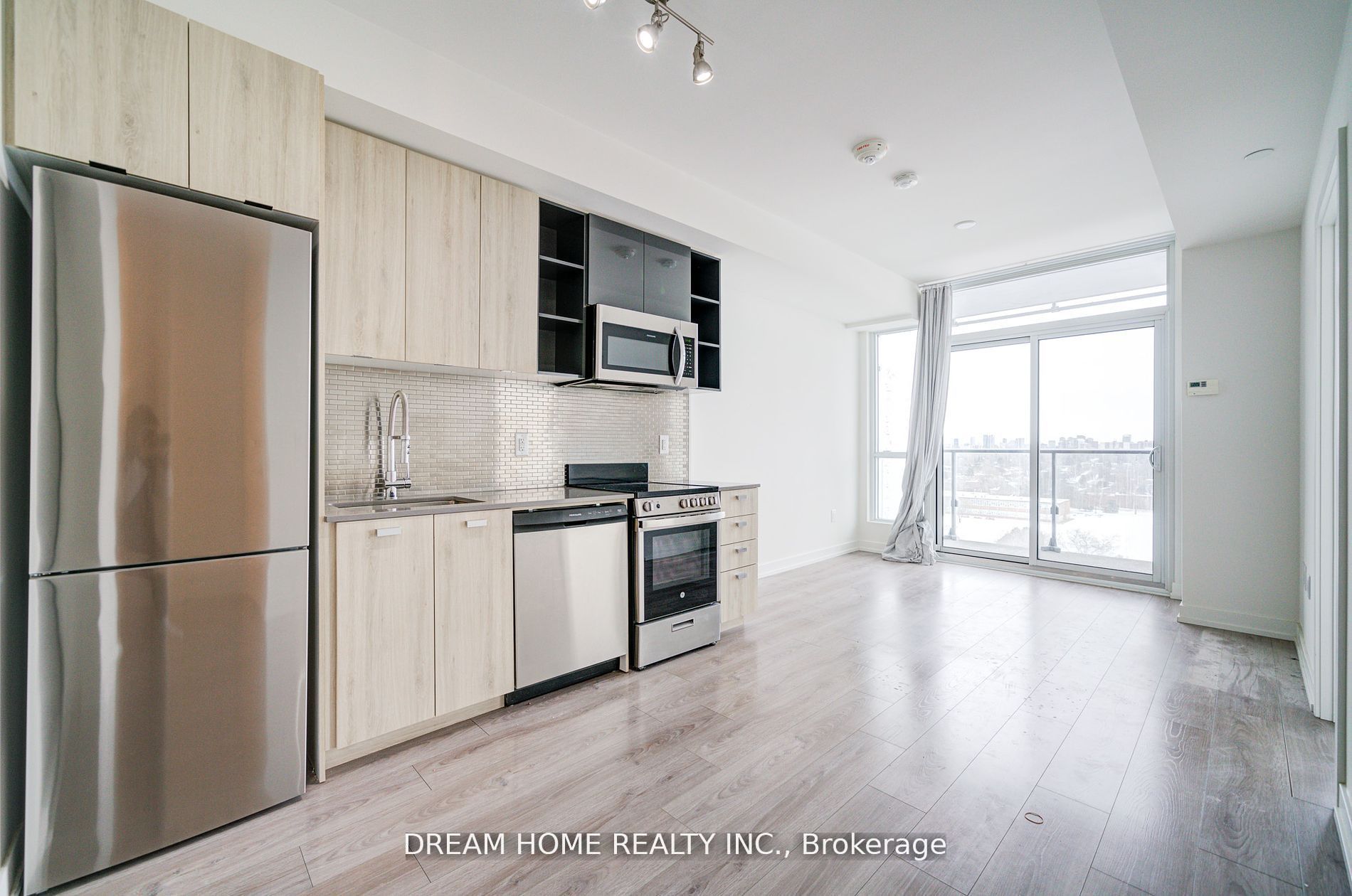 10 de boers Drive 1008, Toronto, ON M3J 0L6 photo 5