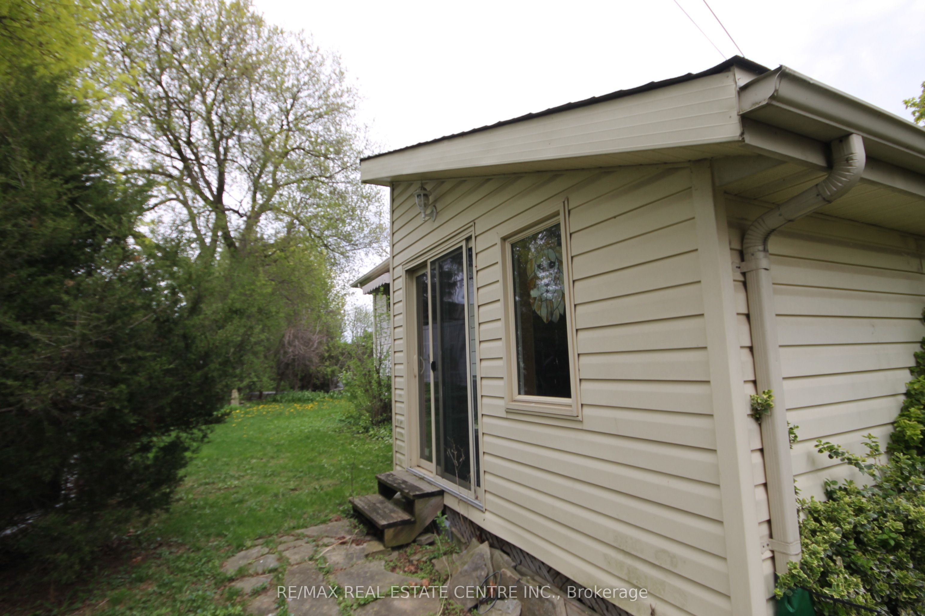 54 Moultrey Crescent, Halton Hills, ON L7G 4N5 photo 5