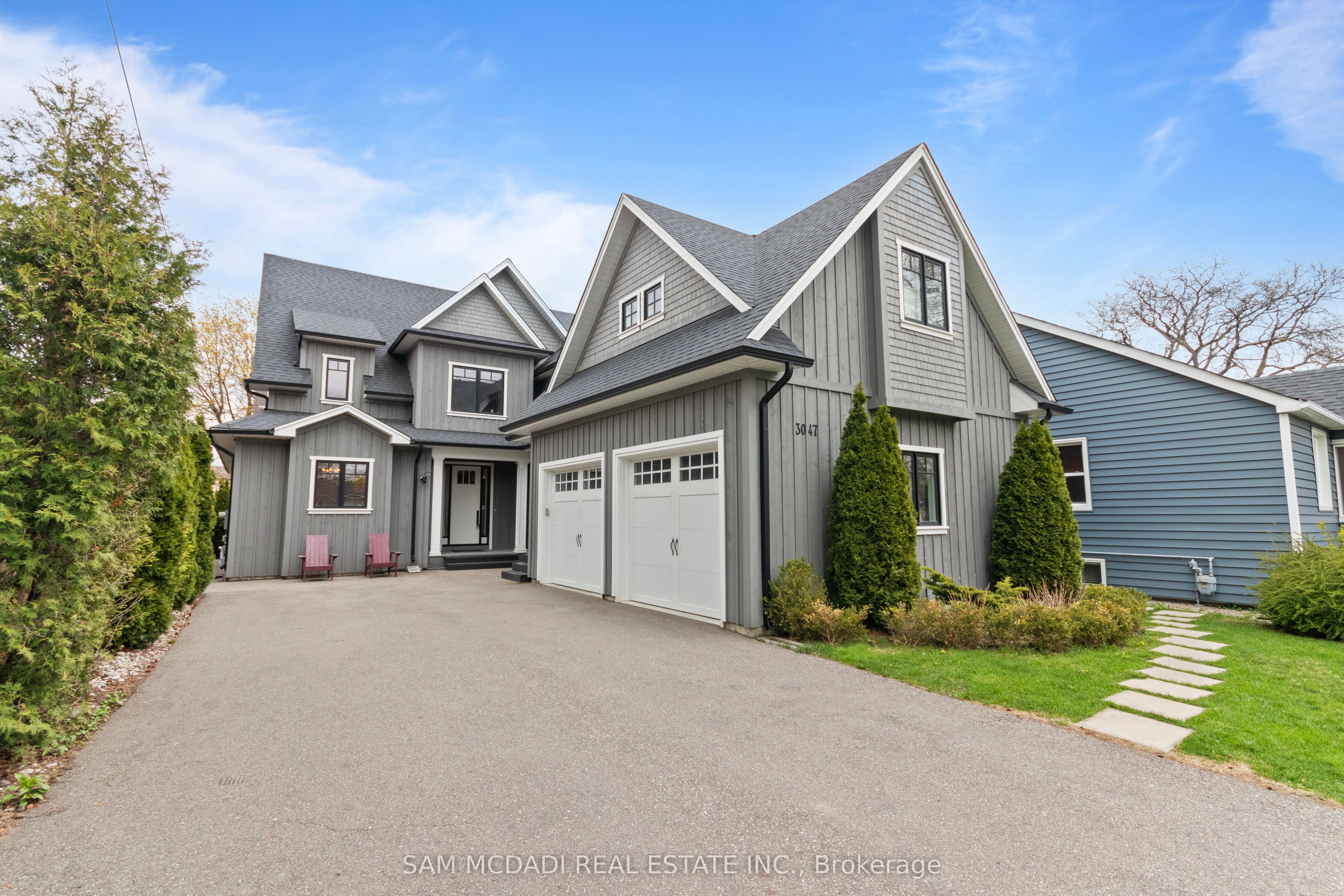 3047 Grenville Drive, Mississauga, ON L5A 2P6 photo 4
