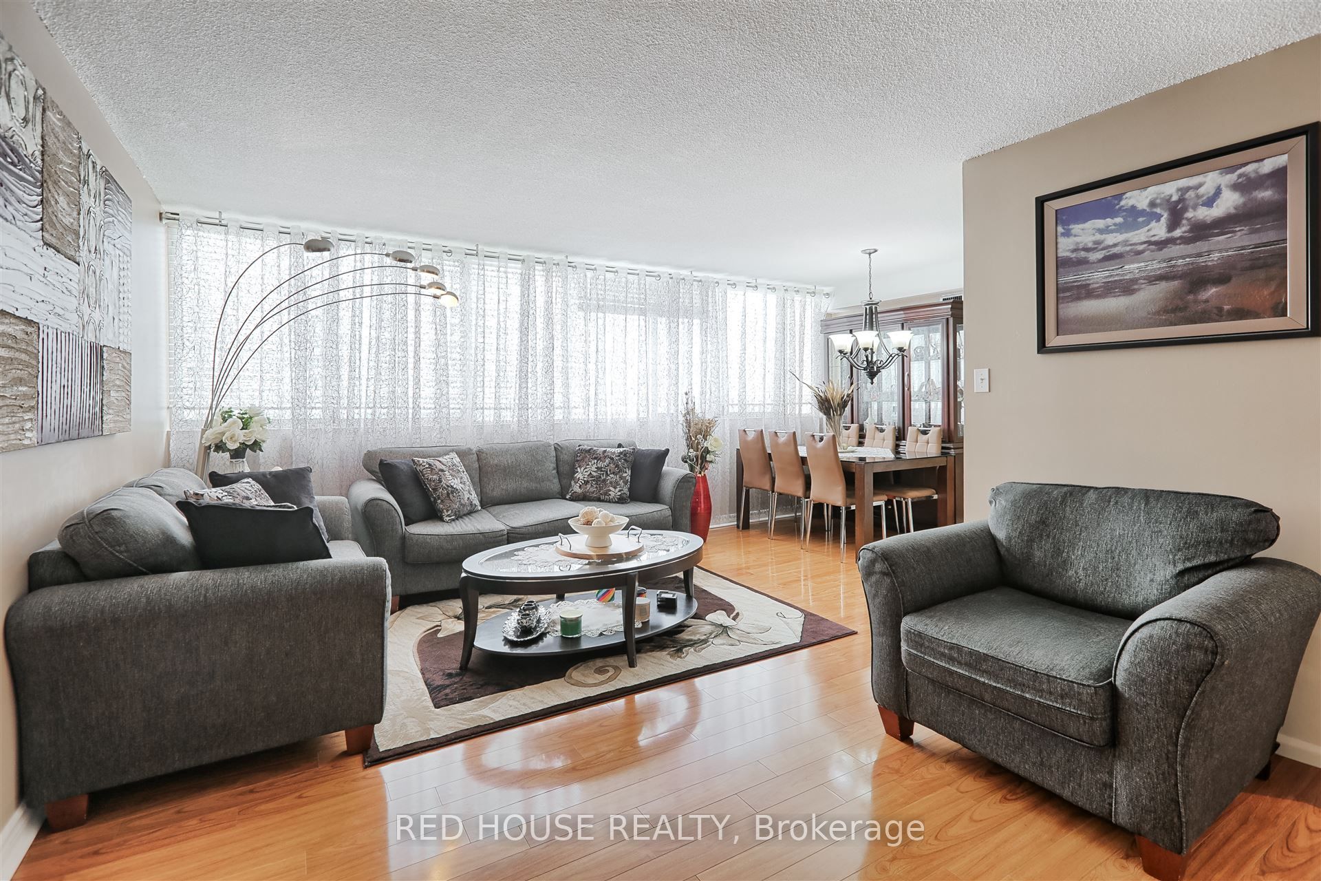 3590 Kaneff Crescent 705, Mississauga, ON L5A 3X3 photo 4