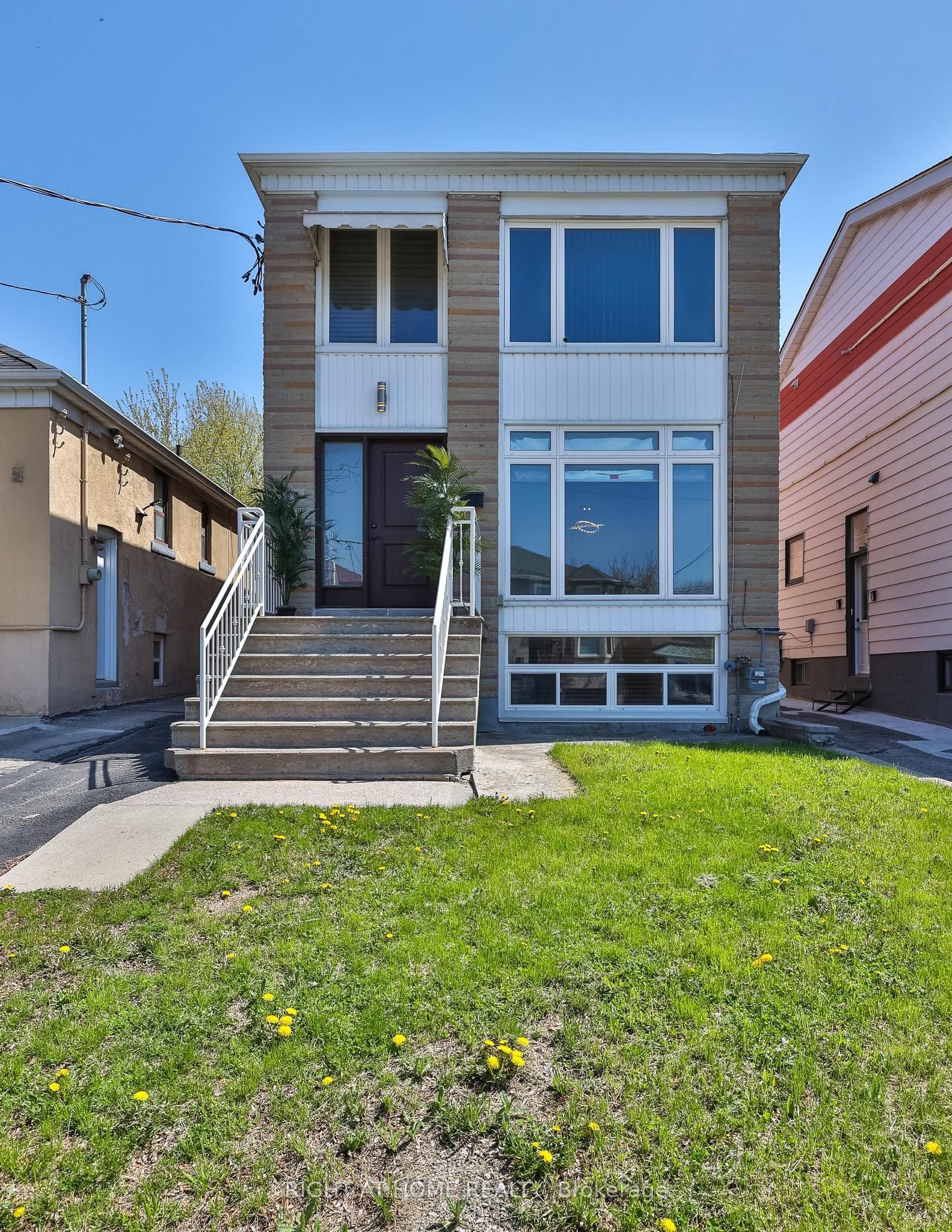 65 Branstone Road, Toronto, ON M6E 4E3