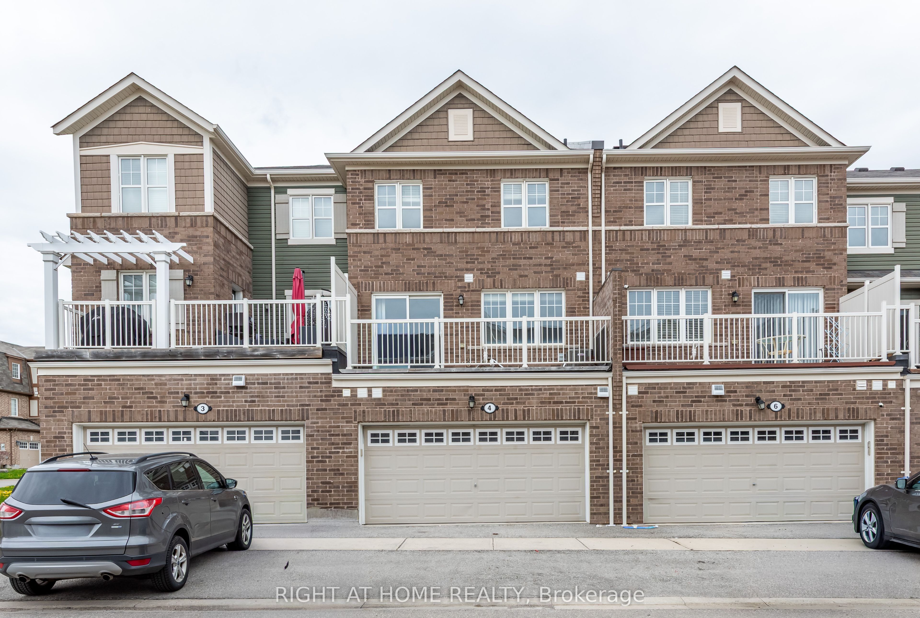 4 Hafia Street ., Brampton, ON L7A 0A8 photo 4