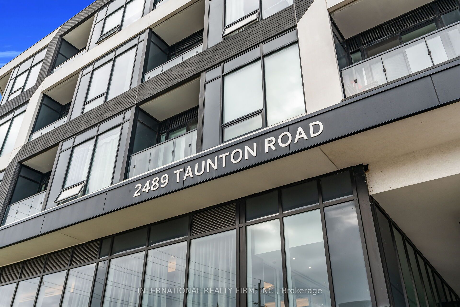 2489 Taunton Road 916, Oakville, ON L6H 3R9 photo 4