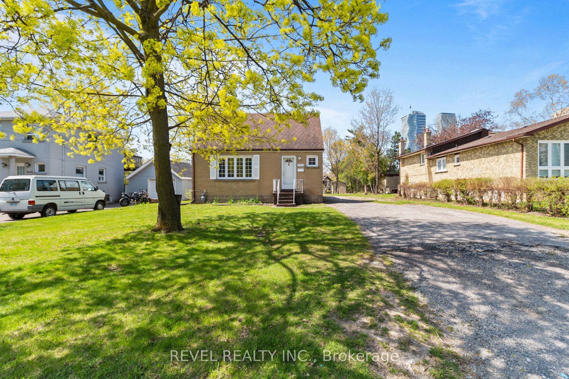 3524 Joan Drive, Mississauga, ON L5B 1T8 photo 4