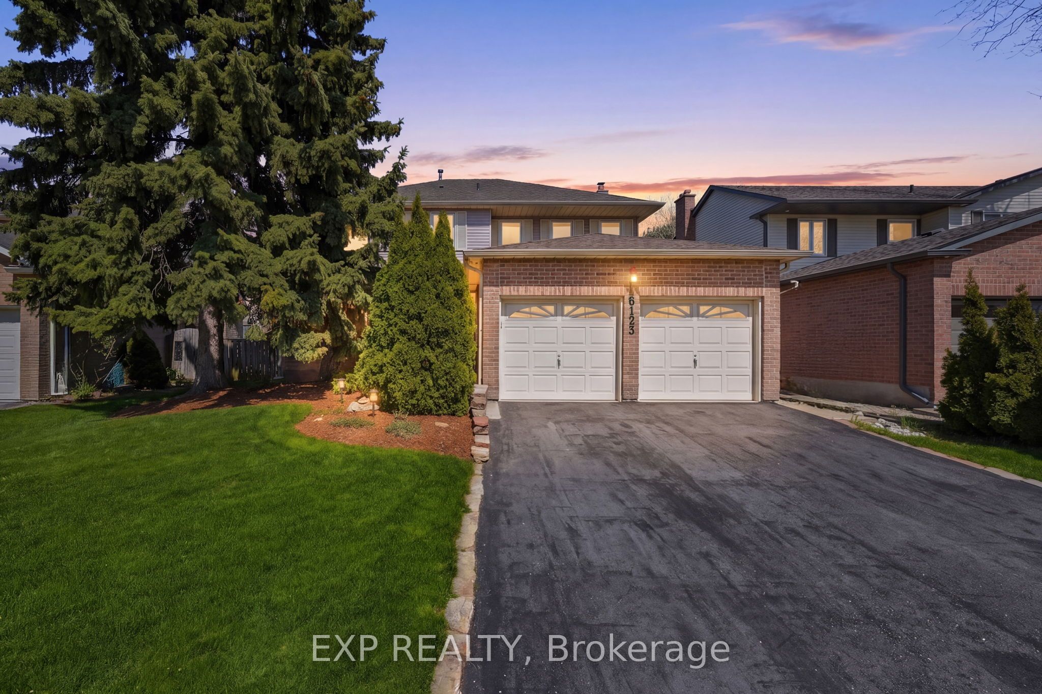 6123 Edenwood Drive, Mississauga, ON L5N 2Y6
