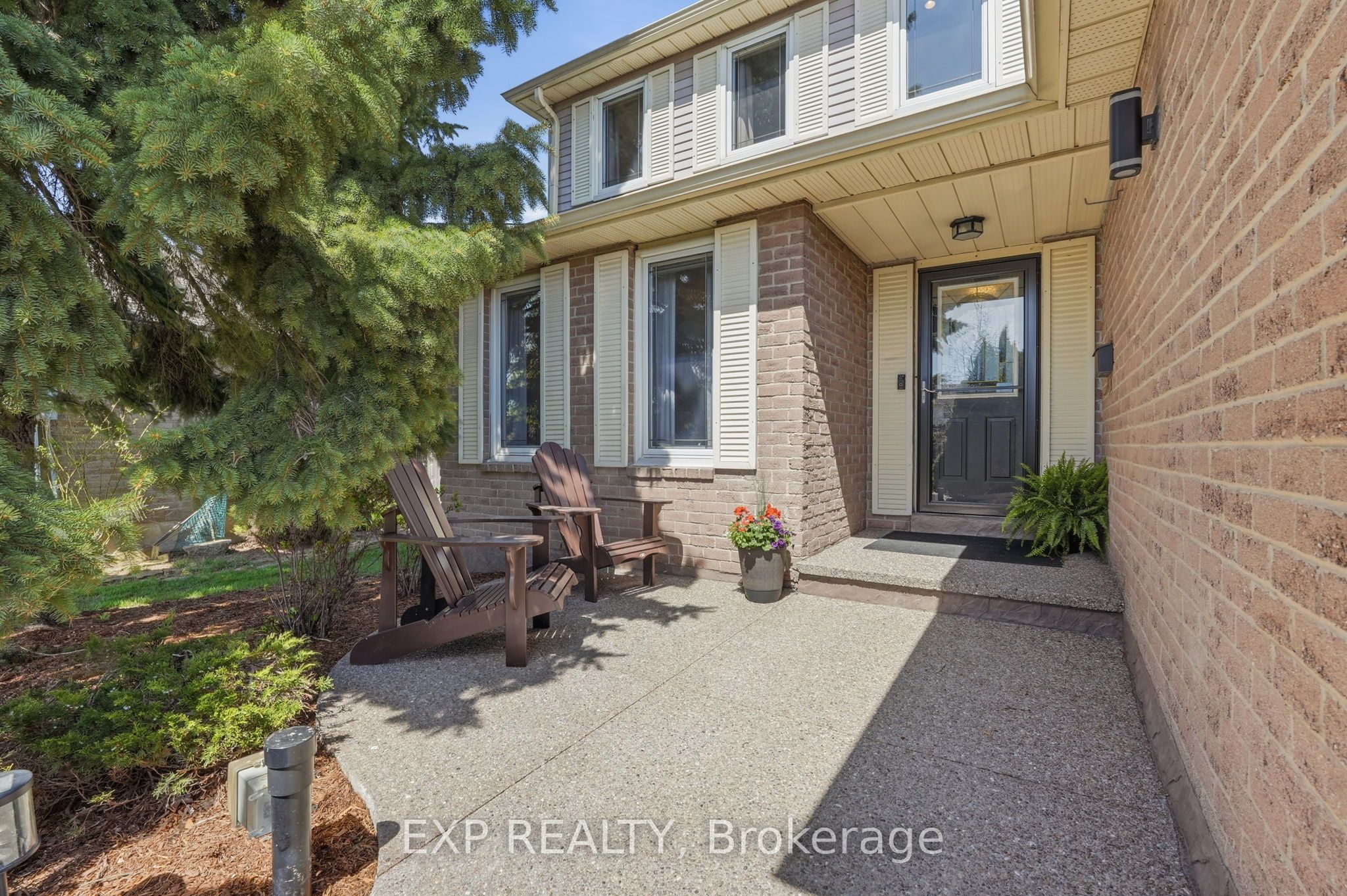 6123 Edenwood Drive, Mississauga, ON L5N 2Y6 photo 2