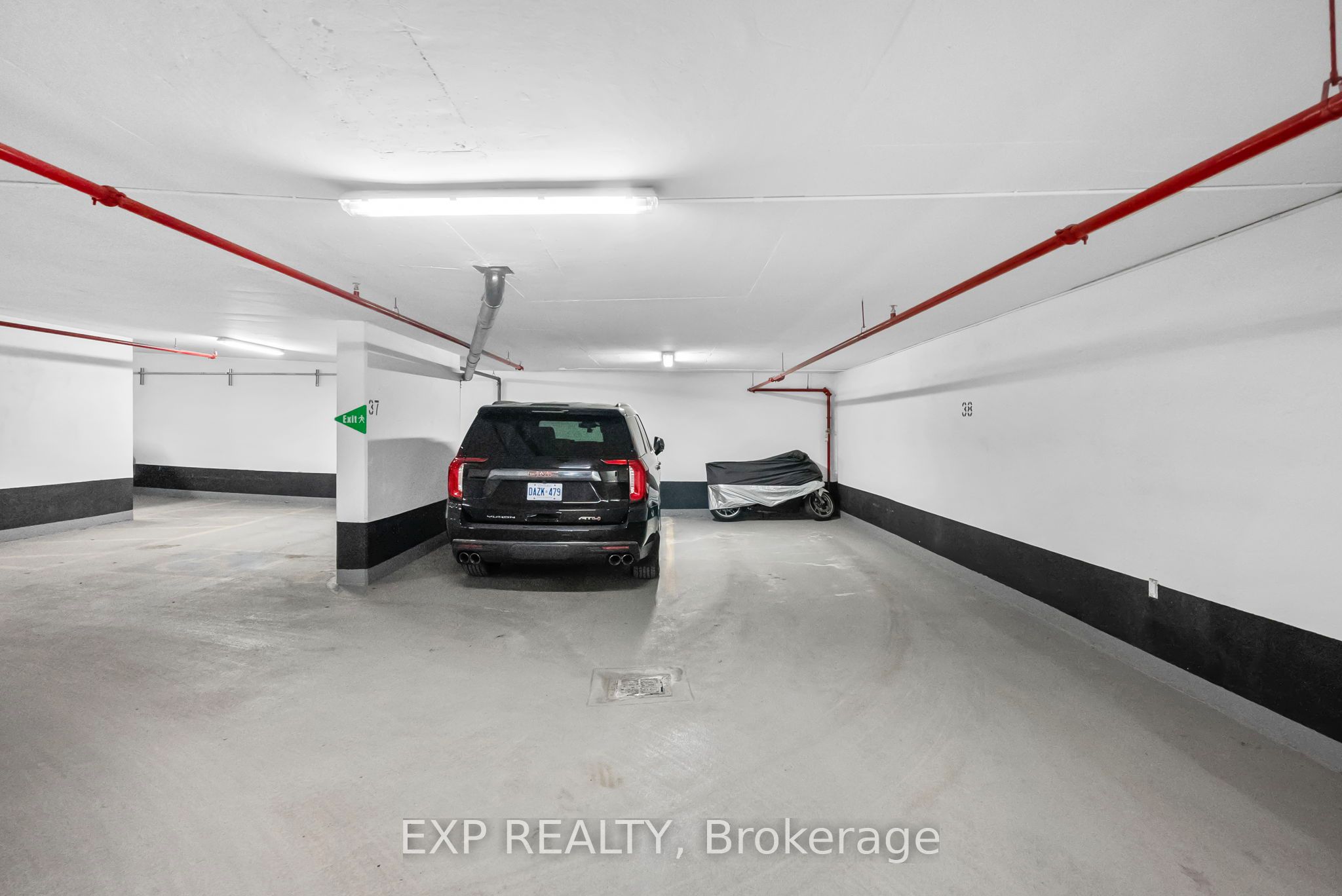 8 Ann Street 1201, Mississauga, ON L5G 0C1 photo 5