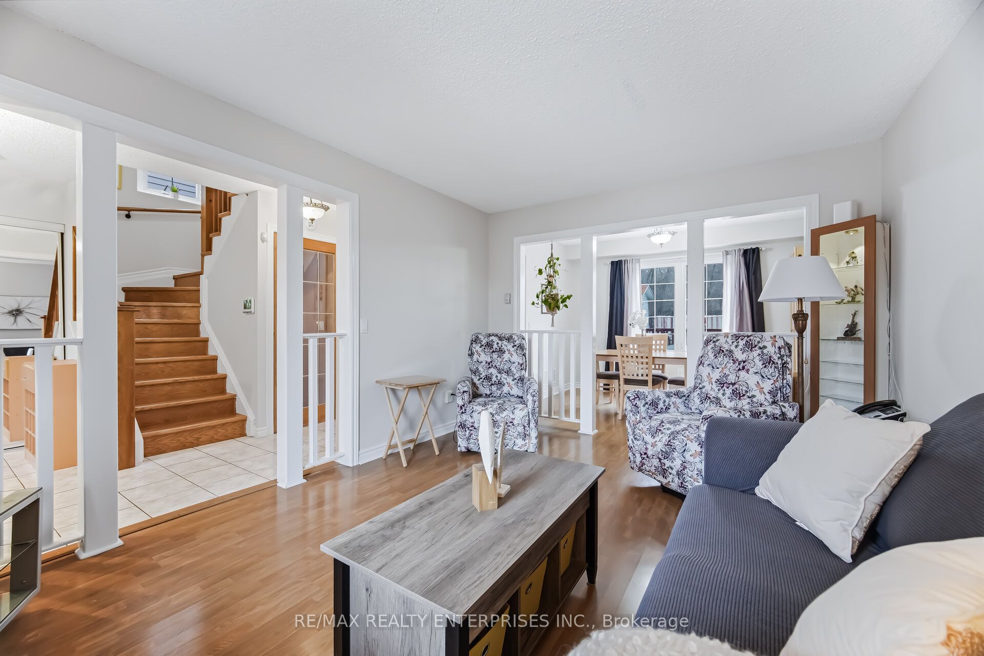54 Niagara Place, Brampton, ON L6S 4Y8 photo 3