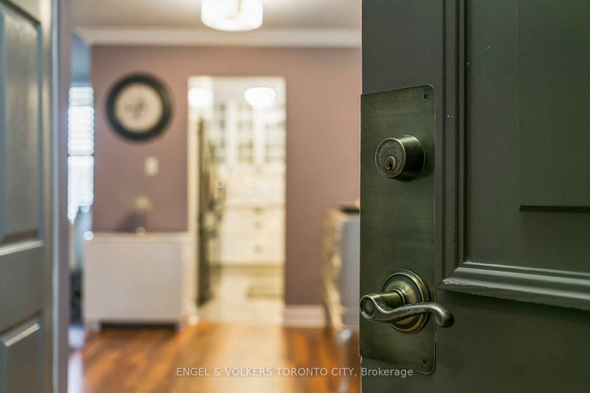 1425 N Ghent Avenue 501, Burlington, ON L7S 1X5 photo 4