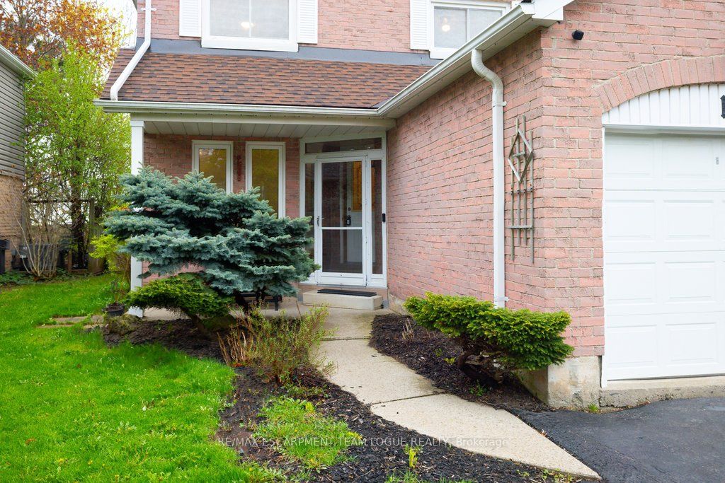 1118 MONTGOMERY Drive, Oakville, ON L6M 1G1 photo 2