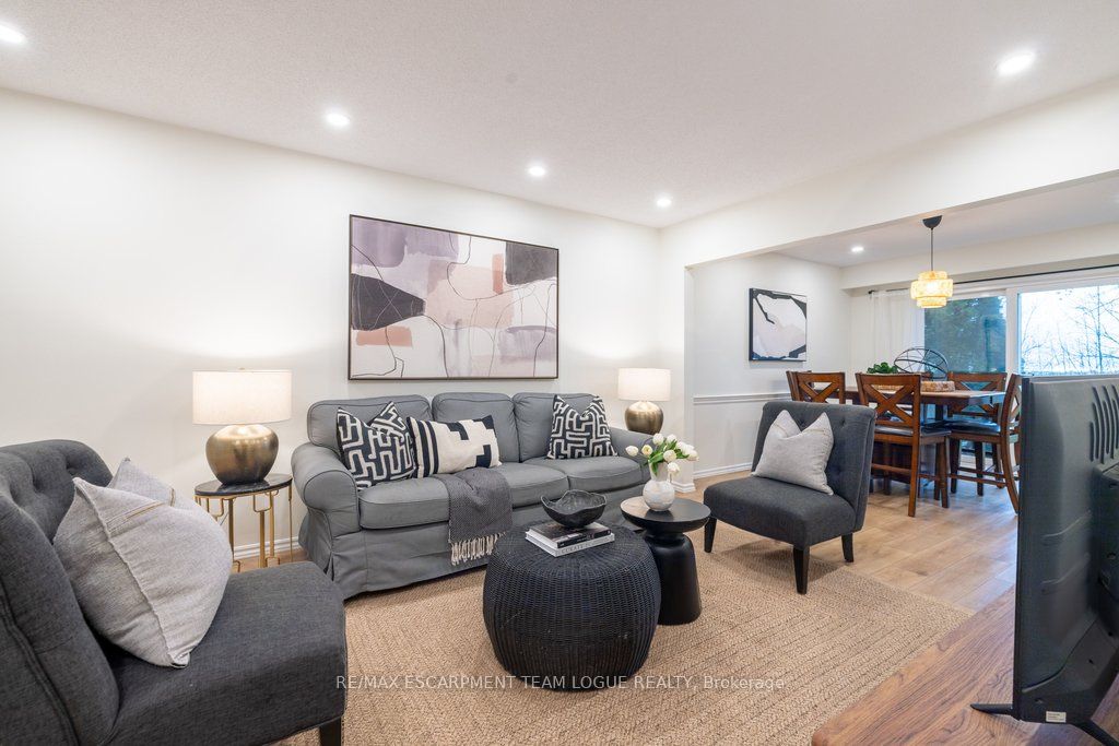 1118 MONTGOMERY Drive, Oakville, ON L6M 1G1 photo 5