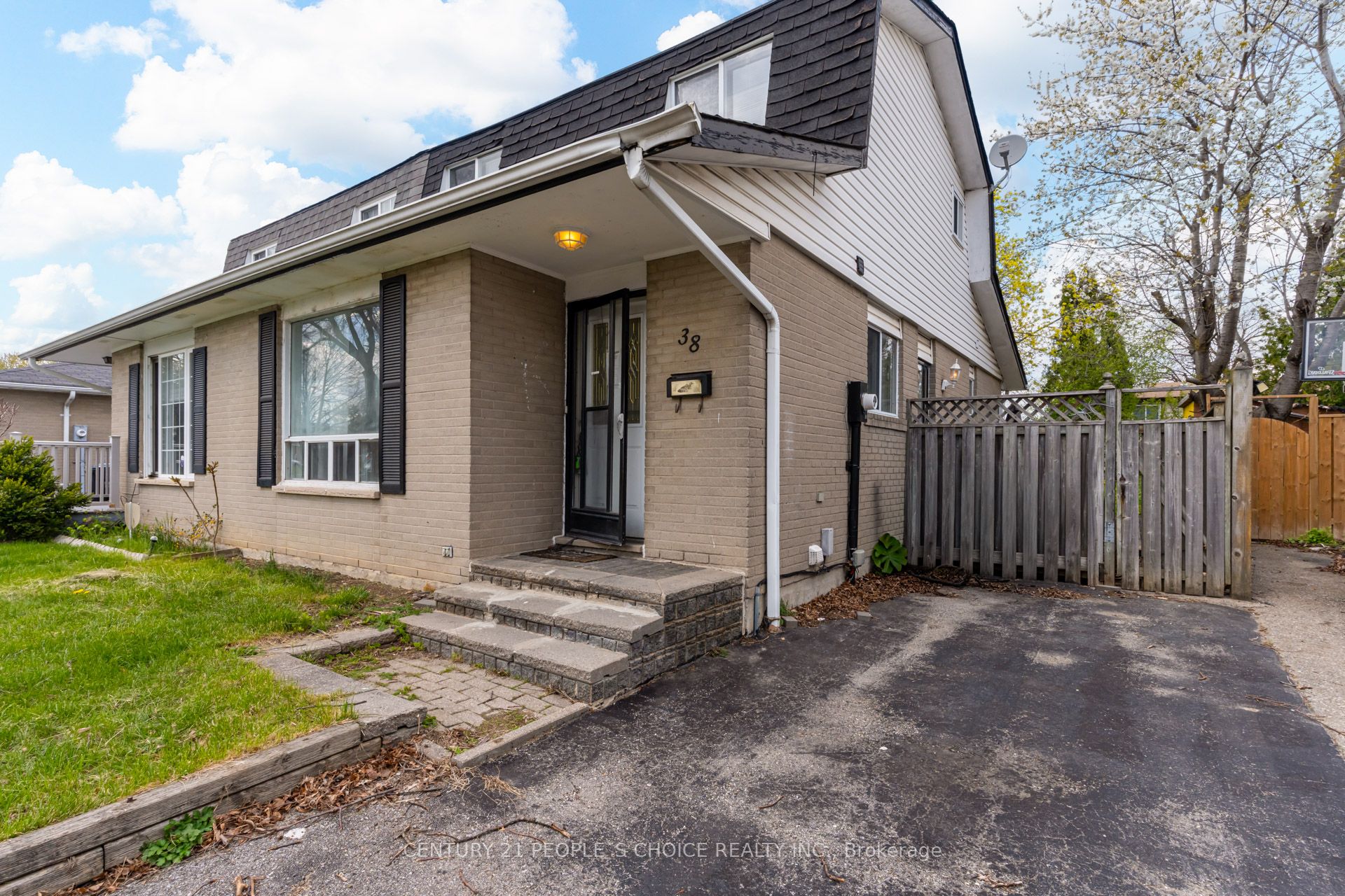 38 Tindale Road, Brampton, ON L6V 2G9 photo 4