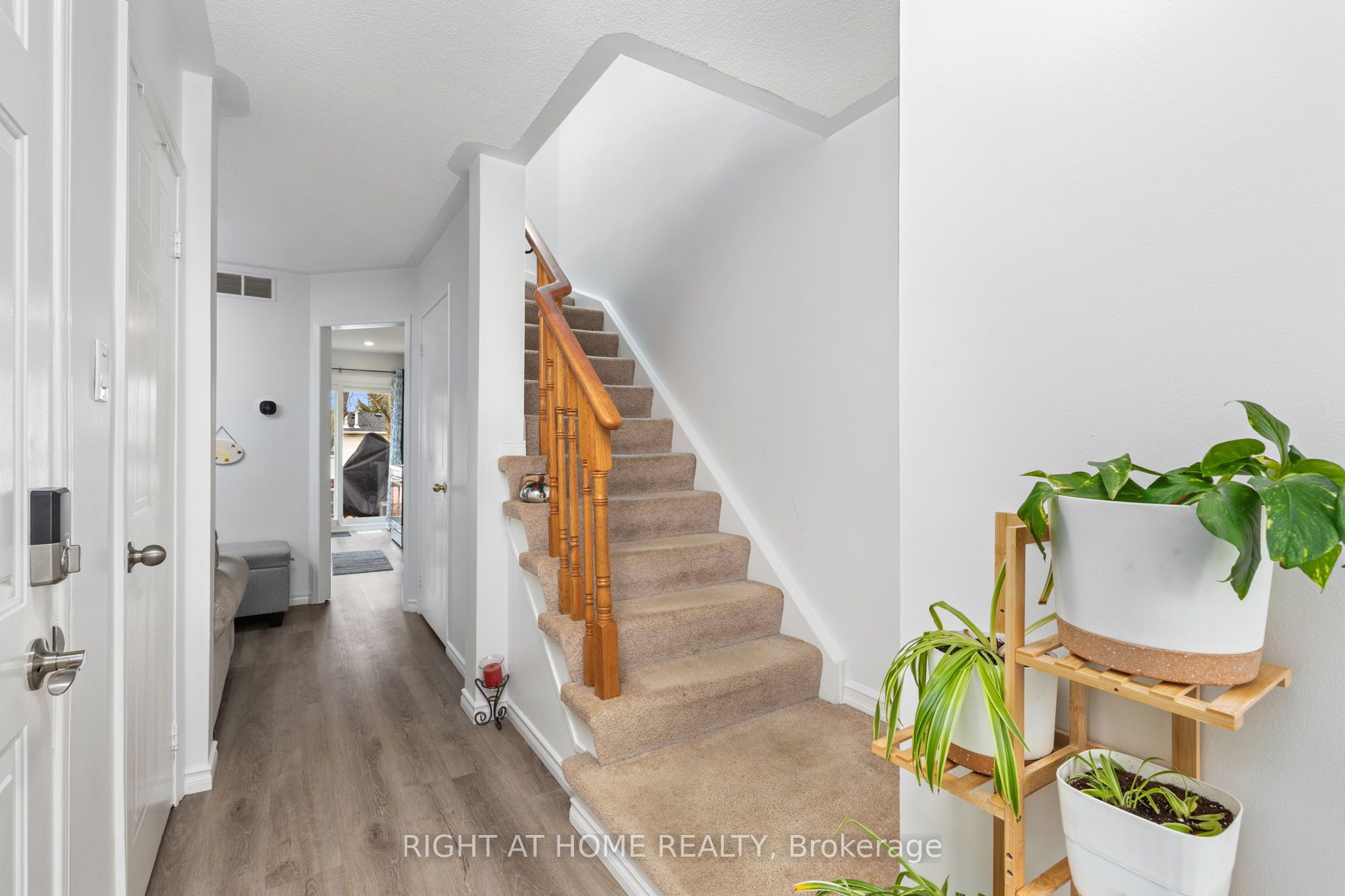 47 Stewart Maclaren Road 74, Halton Hills, ON L7G 5L8 photo 4